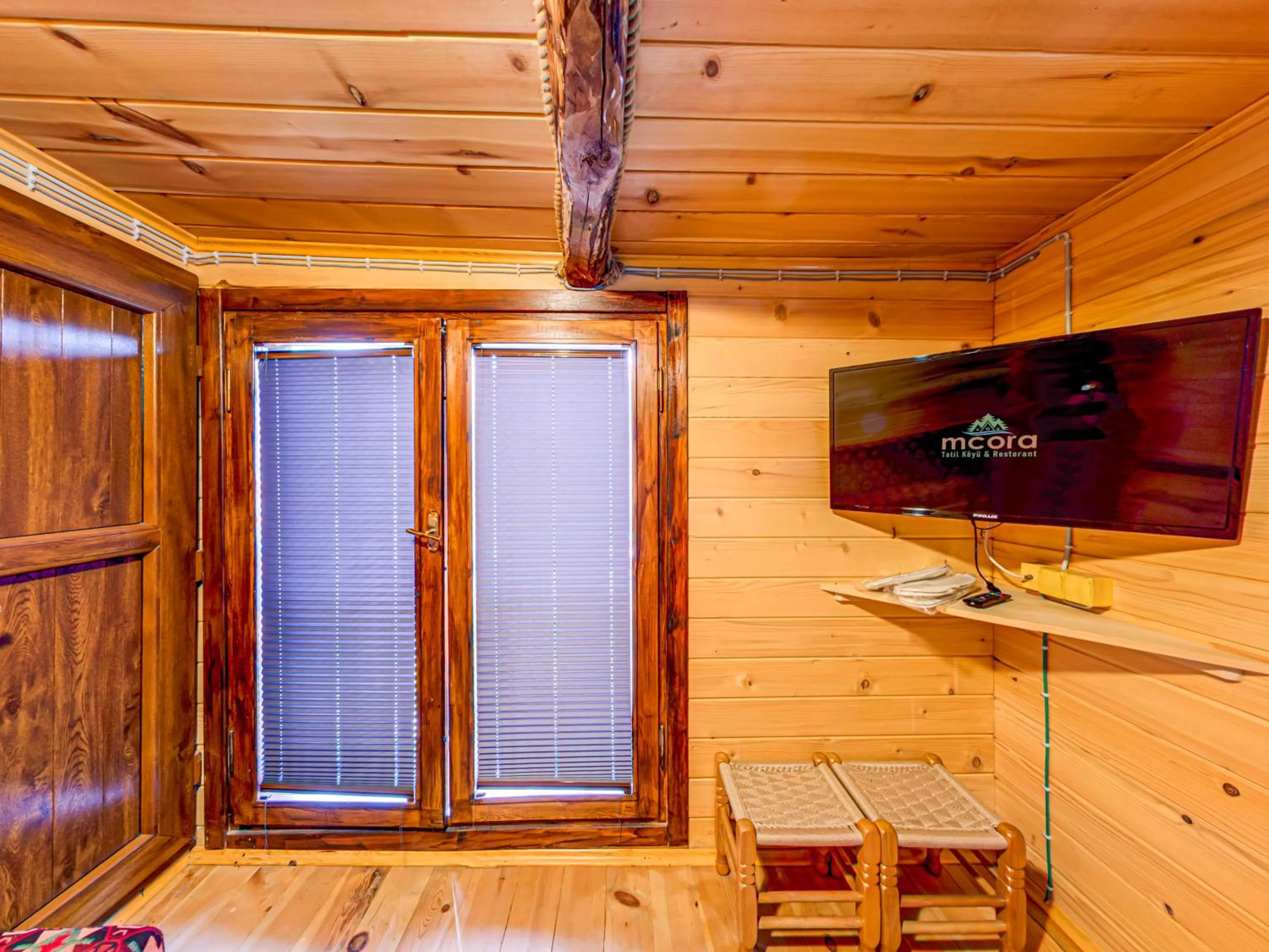 TV and multimedia in Mcora Tatil Köyü