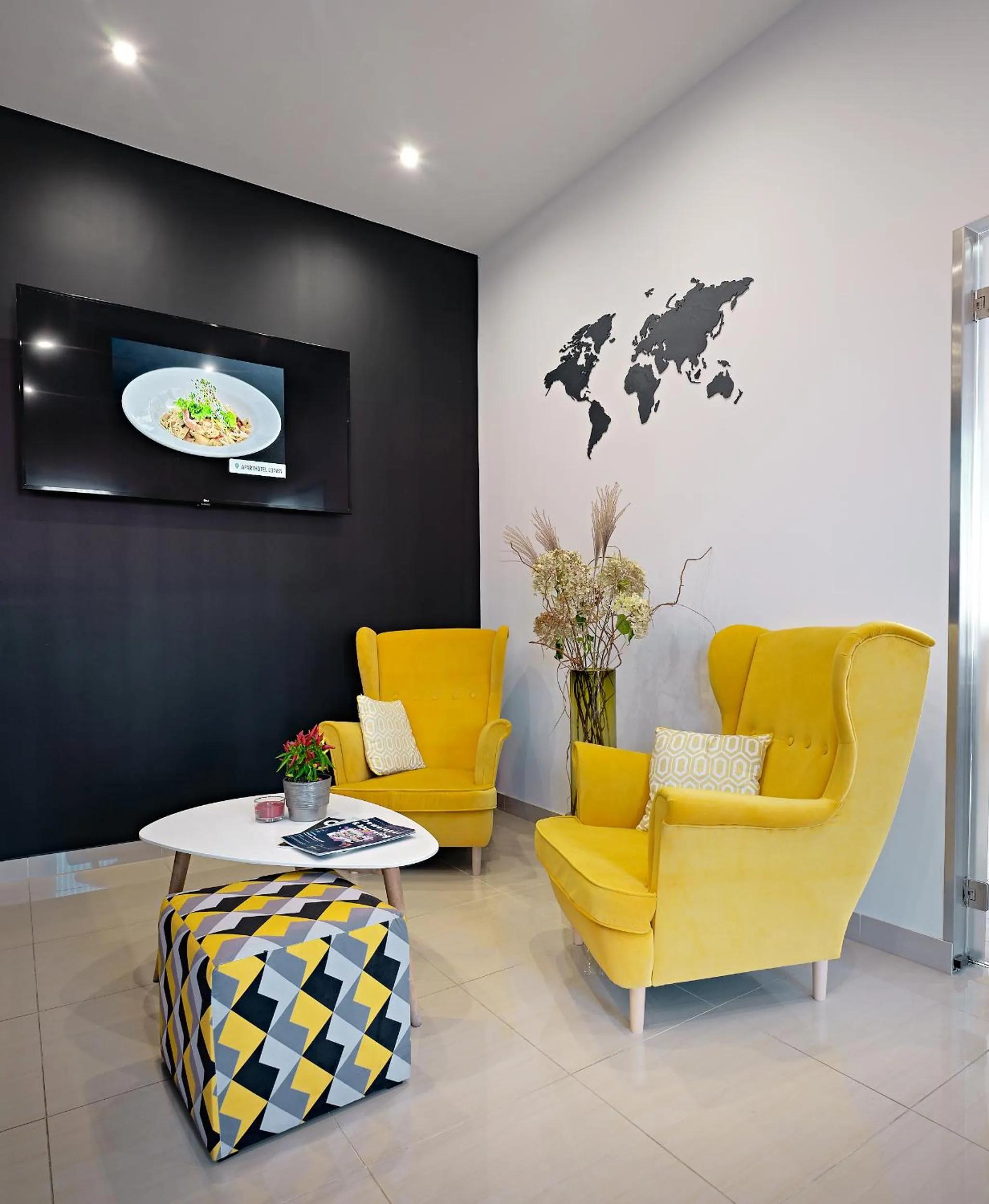 Lobby or reception in Aparthotel Lumen