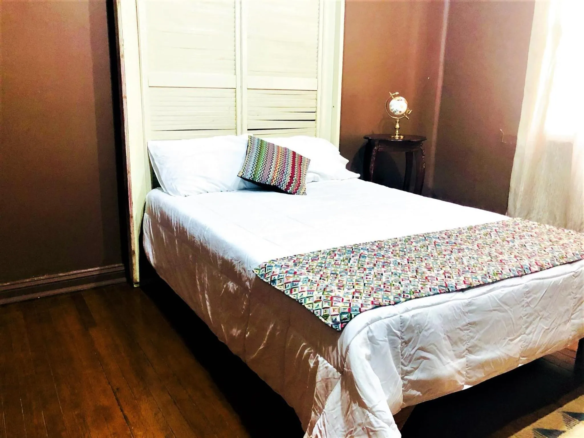 Photo of the whole room in Hostal Kuira Bá by Rotamundos