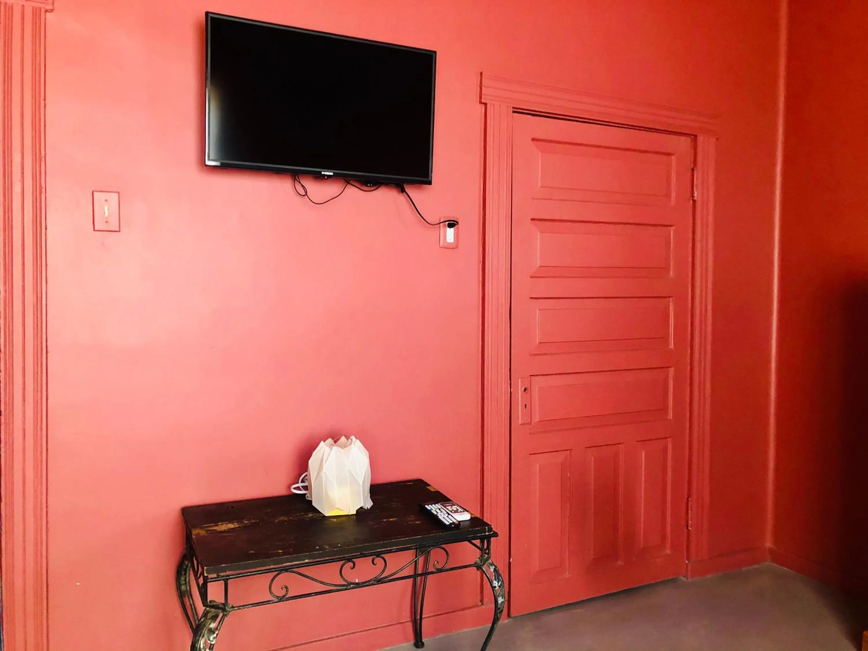 Property building in Hostal Kuira Bá by Rotamundos