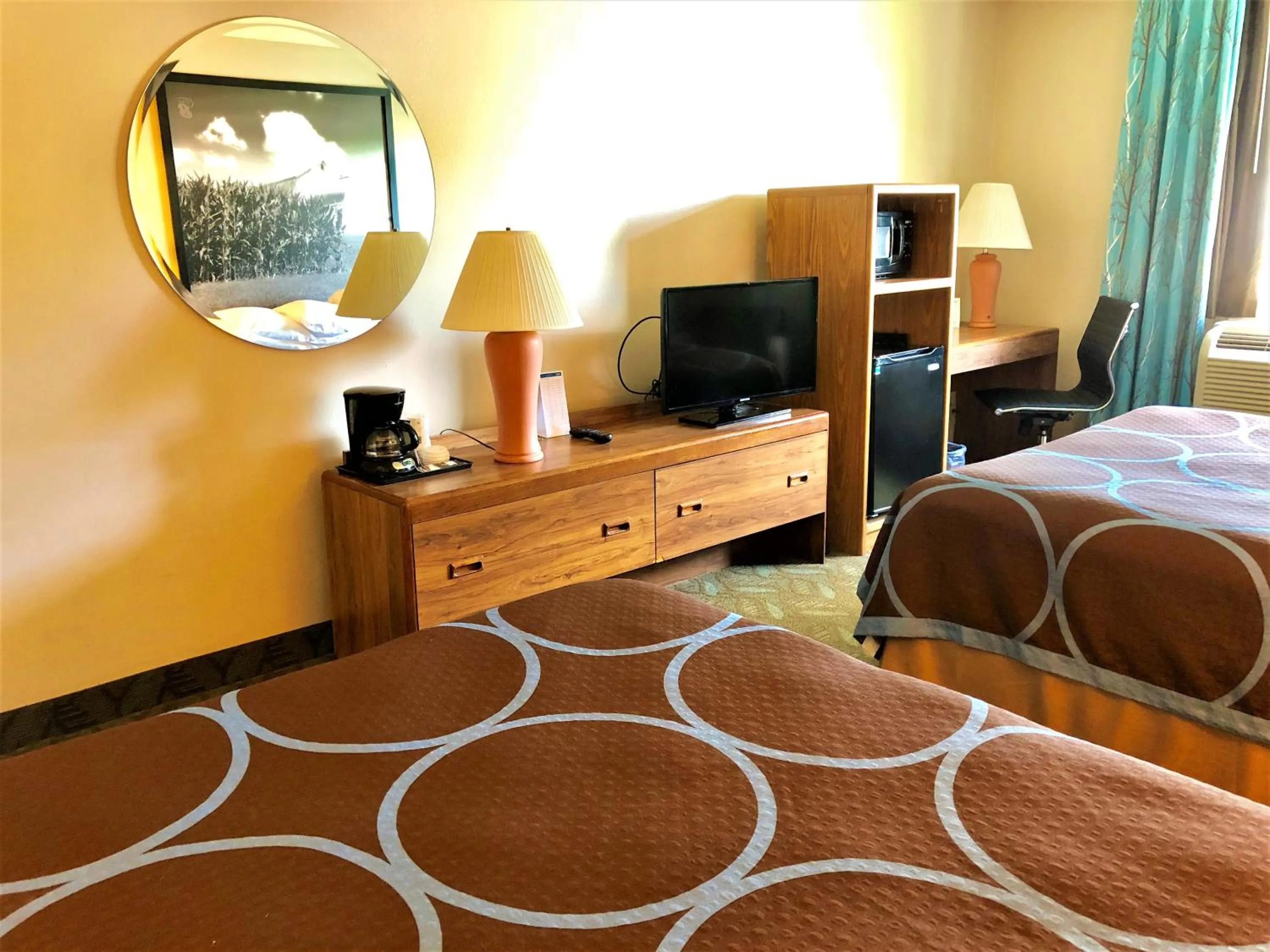 Bedroom in Super 8 by Wyndham Dodgeville