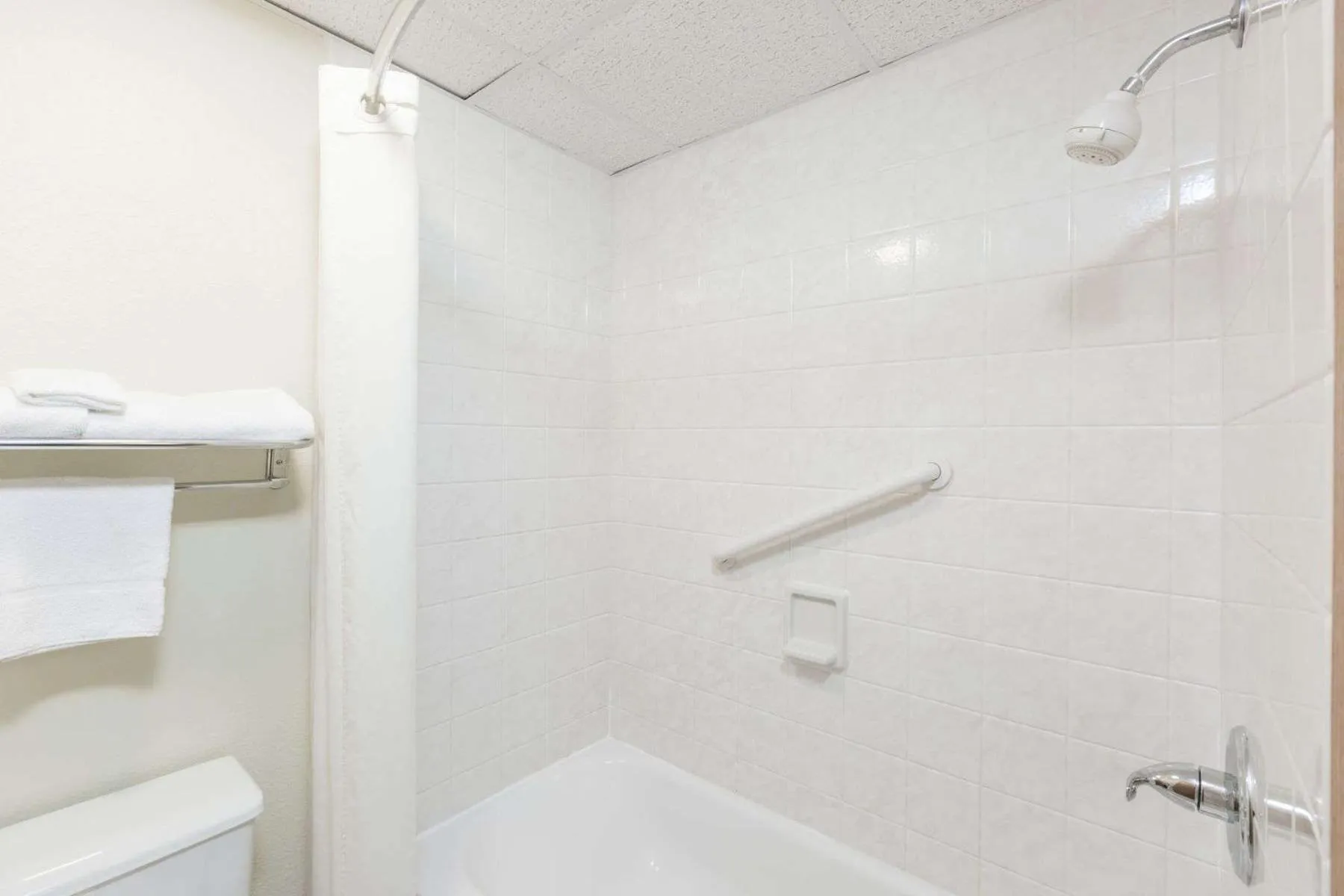 Bath in Super 8 by Wyndham Newton