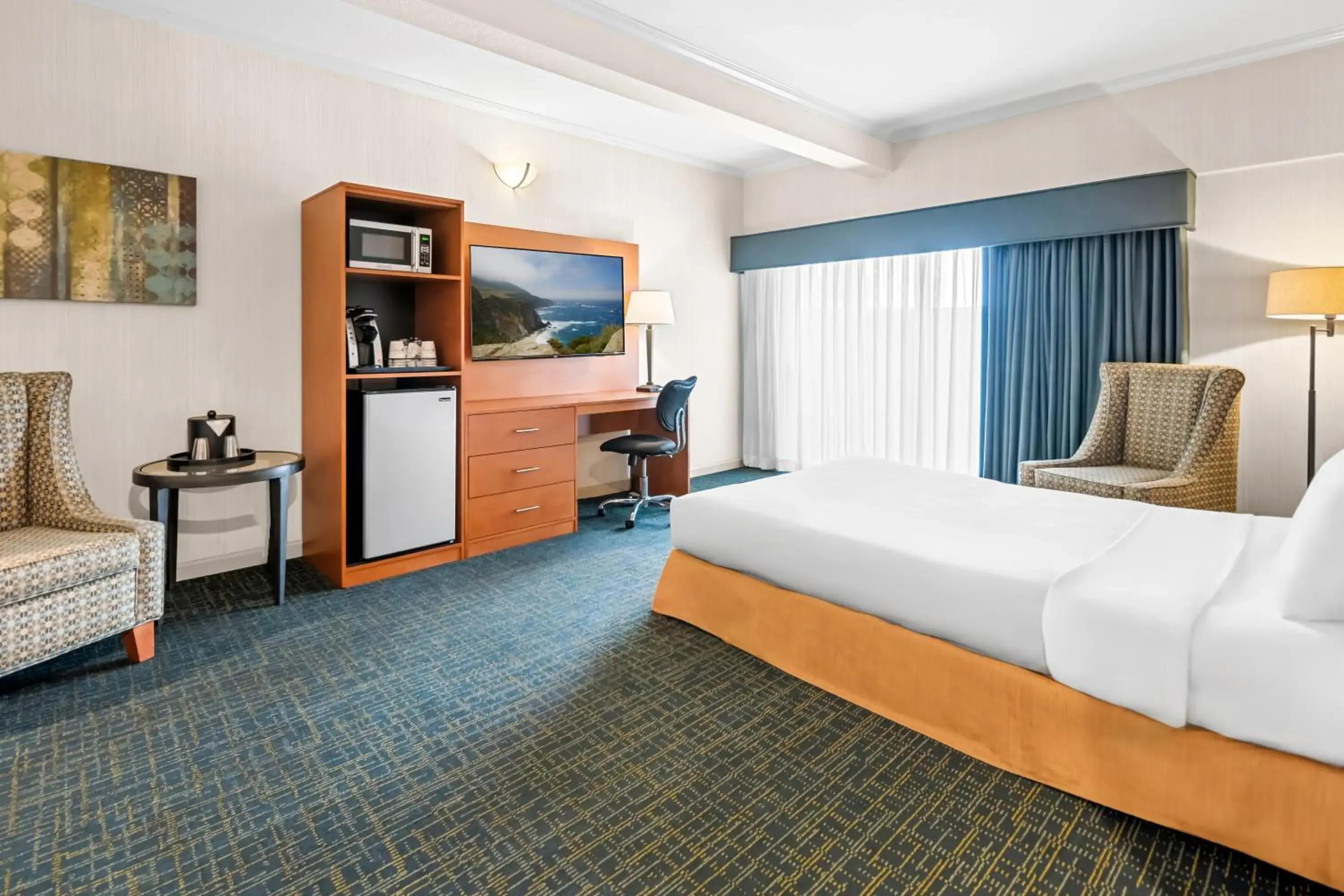 King Suite - Non-Smoking in Best Western De Anza Inn King Suite - Non-Smoking in Best Western De Anza Inn