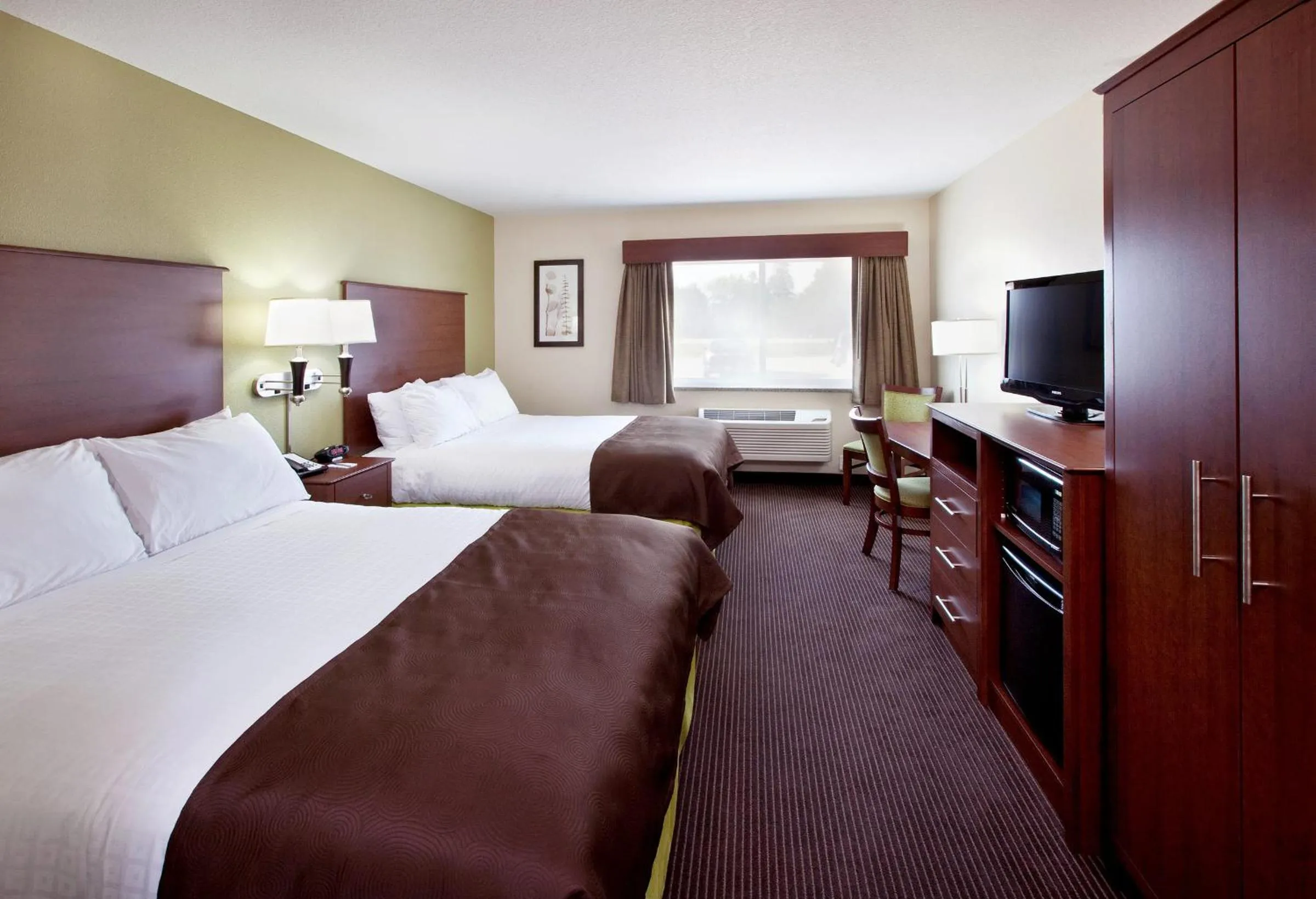 Photo of the whole room, Bed in AmericInn by Wyndham Osage