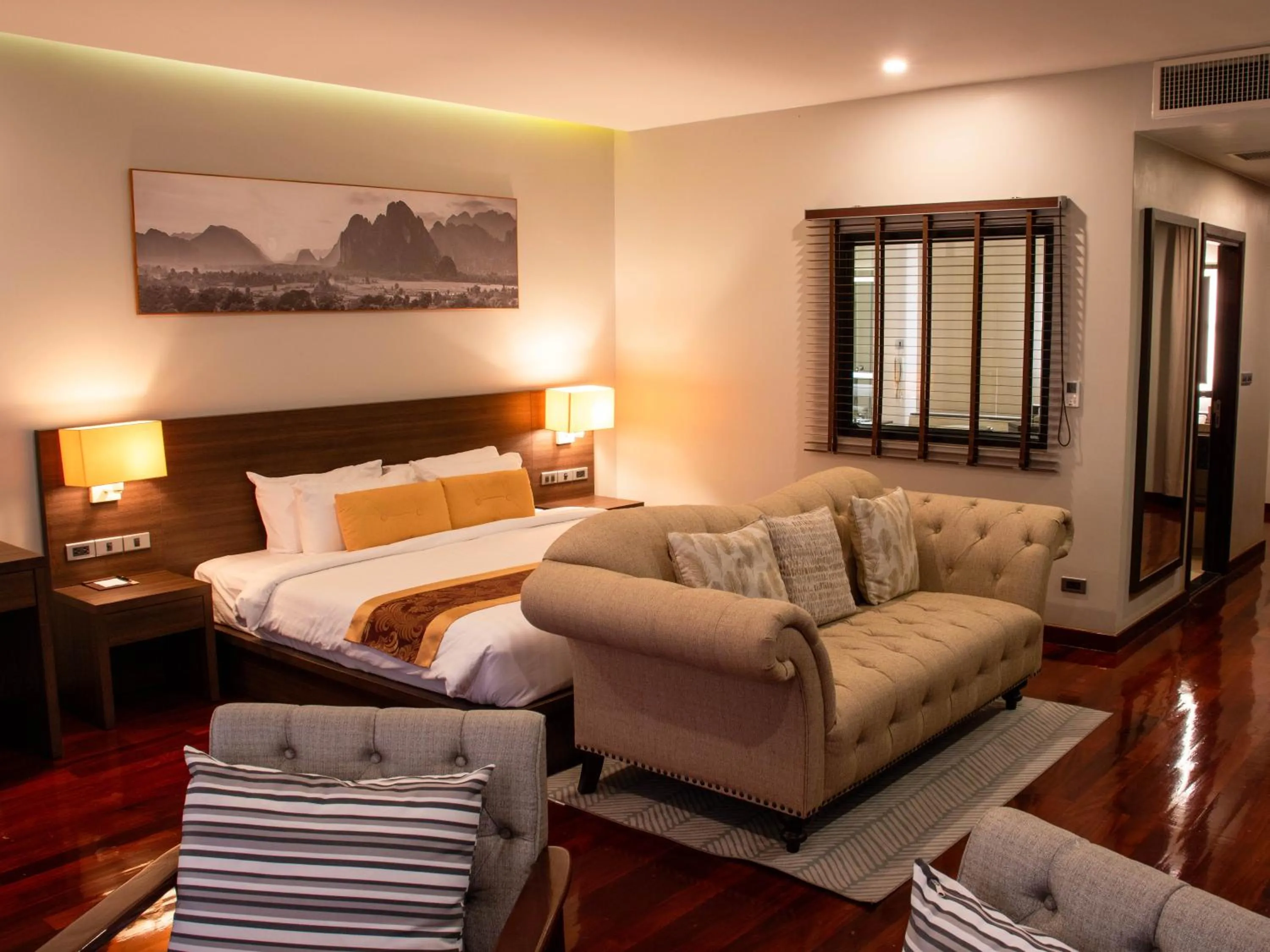 Photo of the whole room, Bed in Tmark Resort Vangvieng