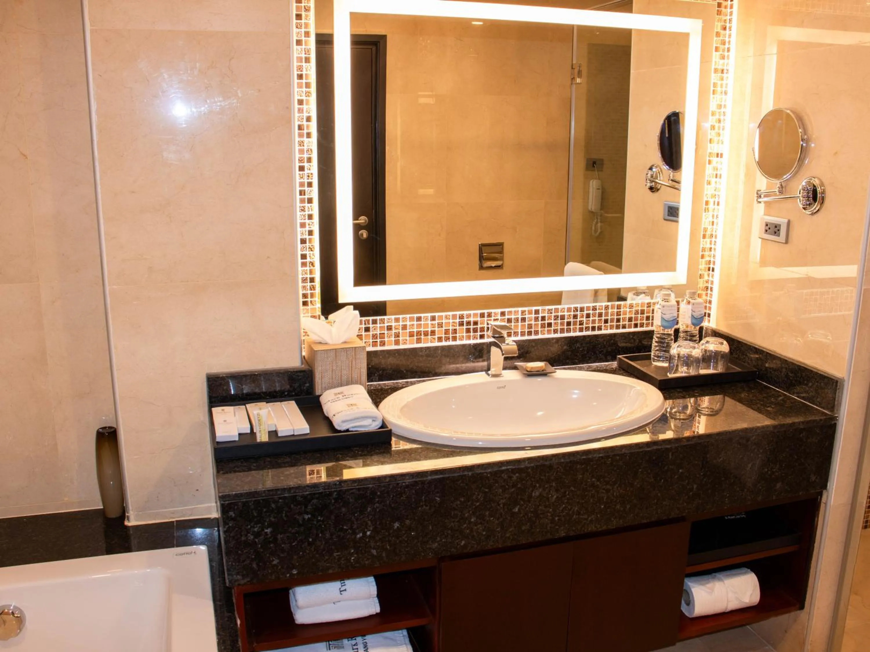 Bathroom in Tmark Resort Vangvieng