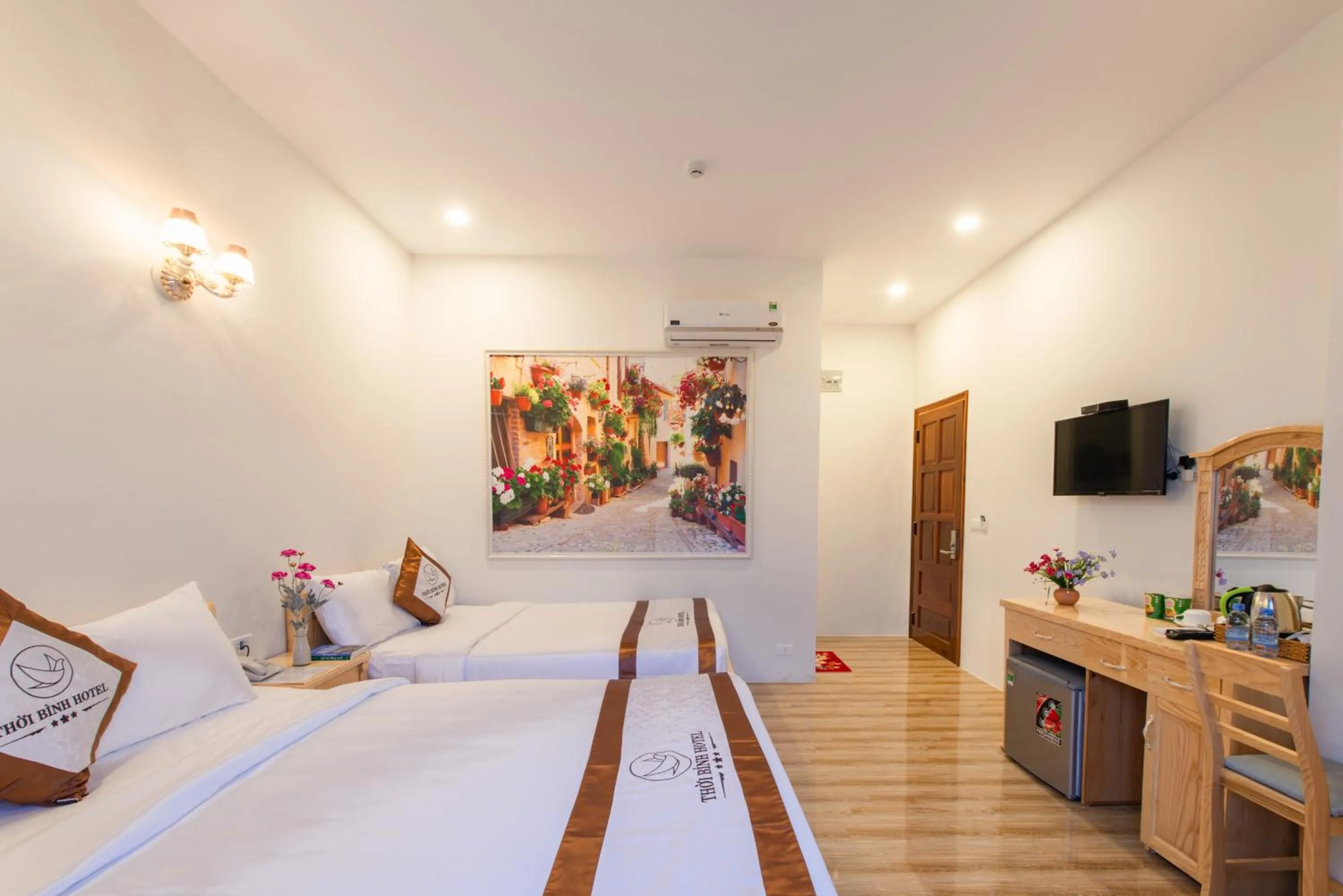 Balcony/Terrace, Bed in Thoi Binh Hotel