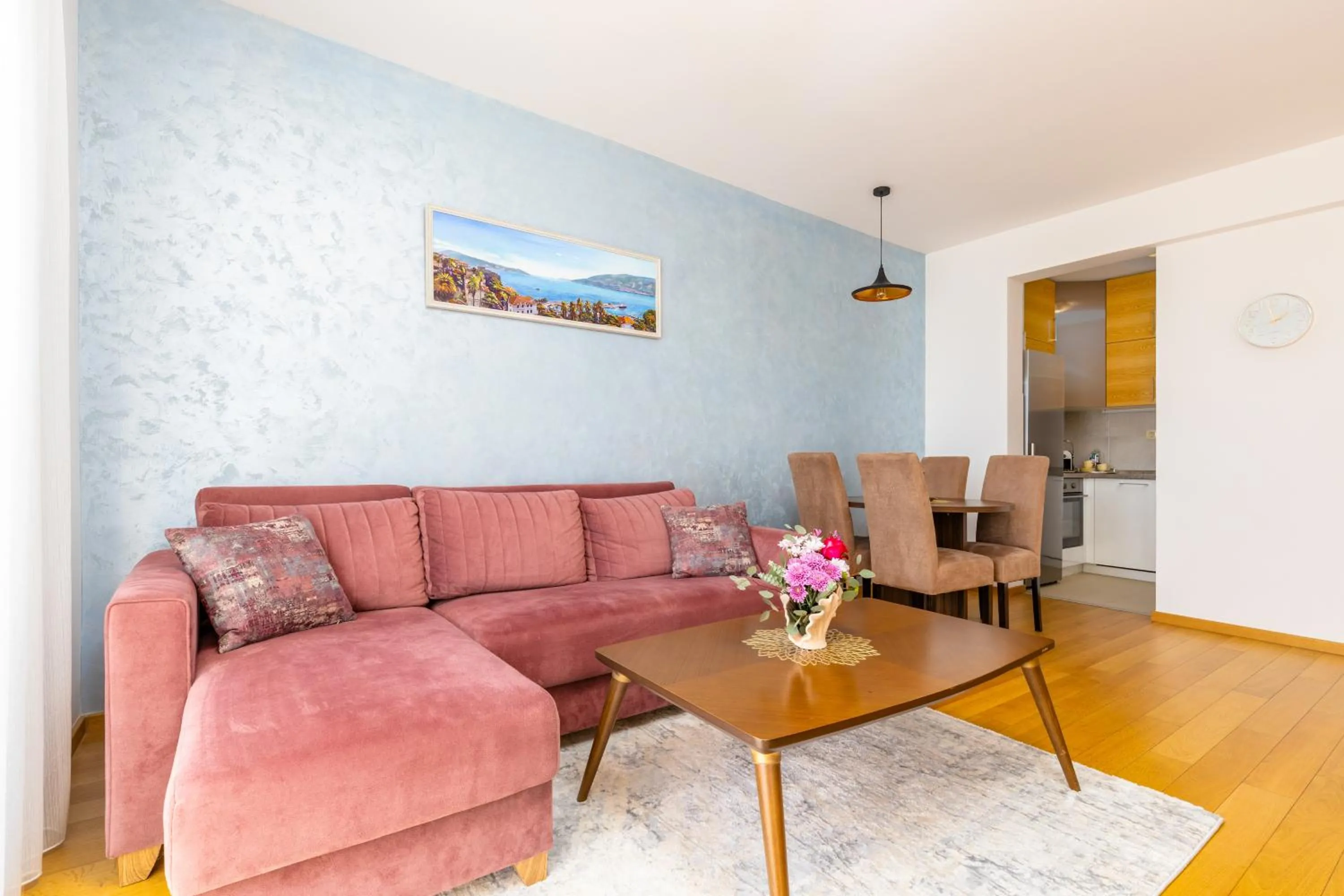 Living room in Apart hotel M S KATUNJANIN