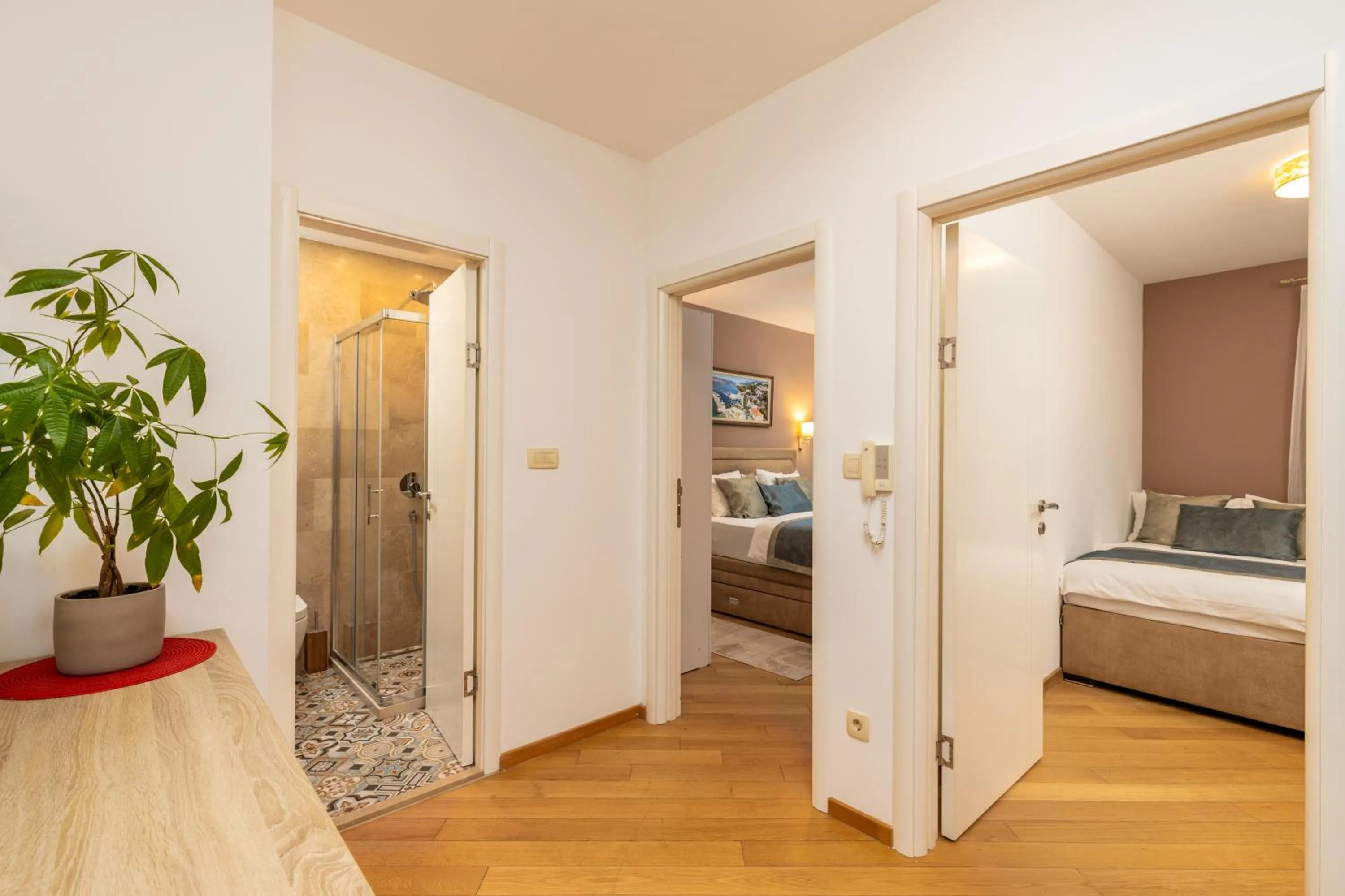 Toilet, Bed in Apart hotel M S KATUNJANIN