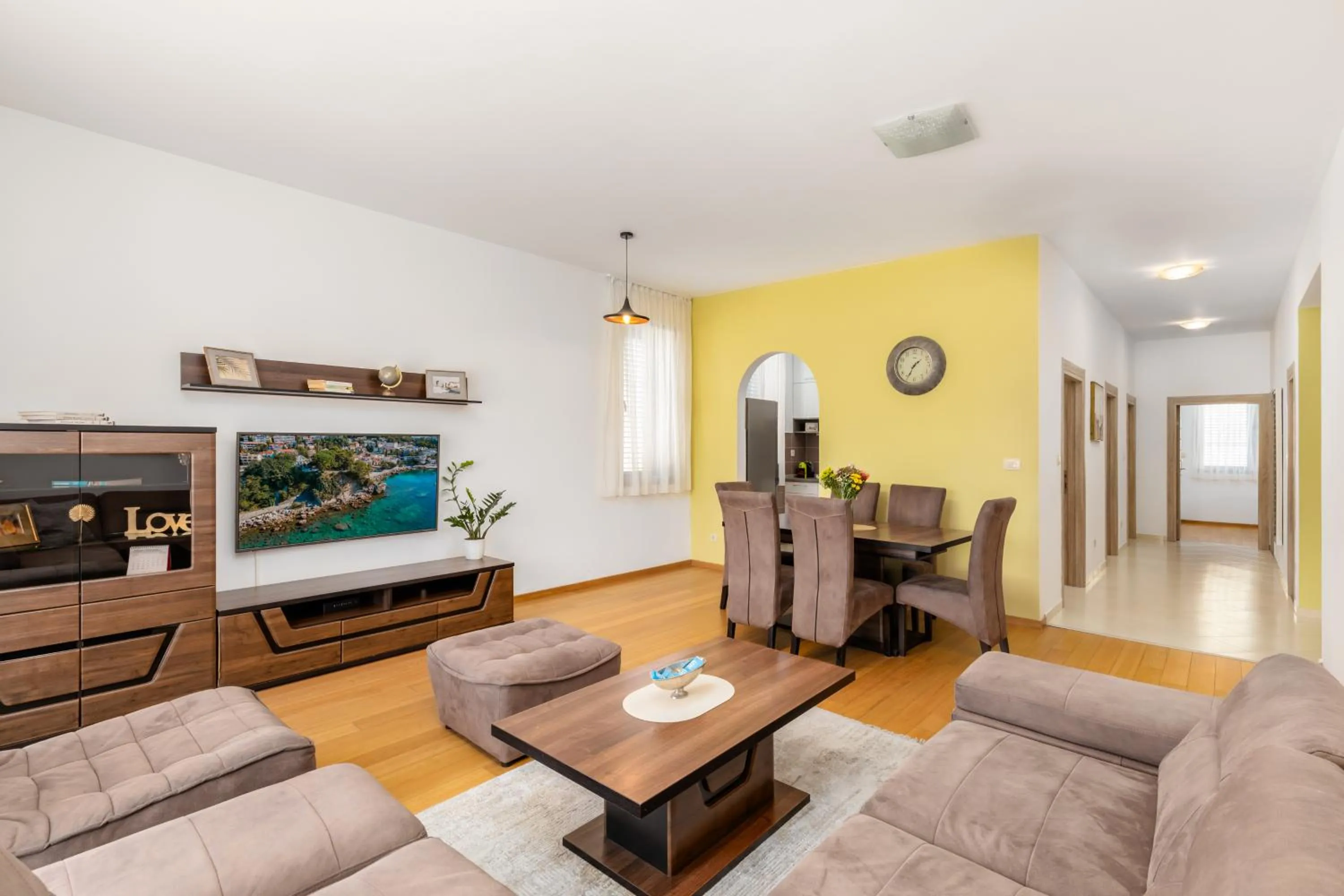 Living room in Apart hotel M S KATUNJANIN