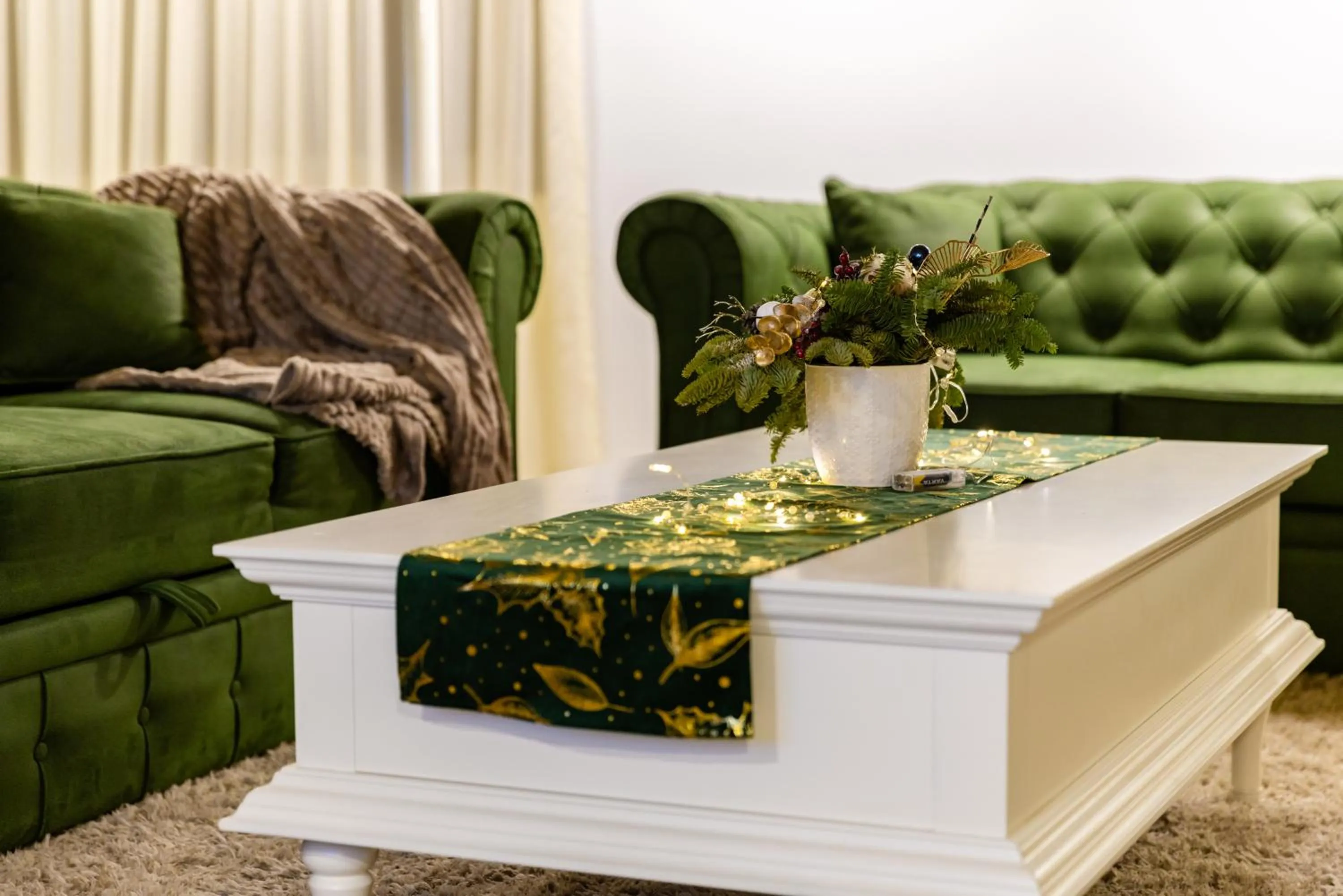 Seating area in Apart hotel M S KATUNJANIN