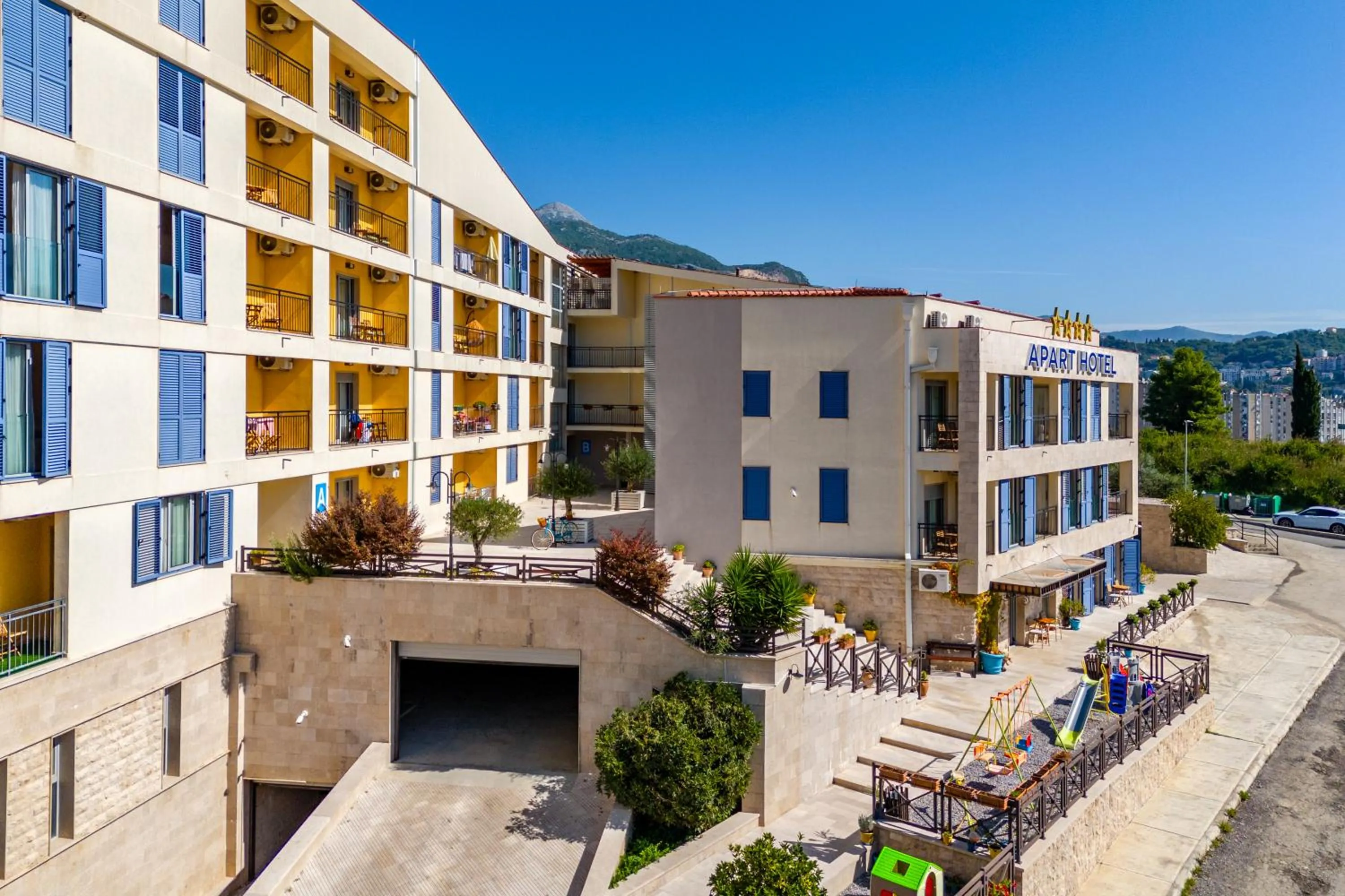 Property building in Apart hotel M S KATUNJANIN