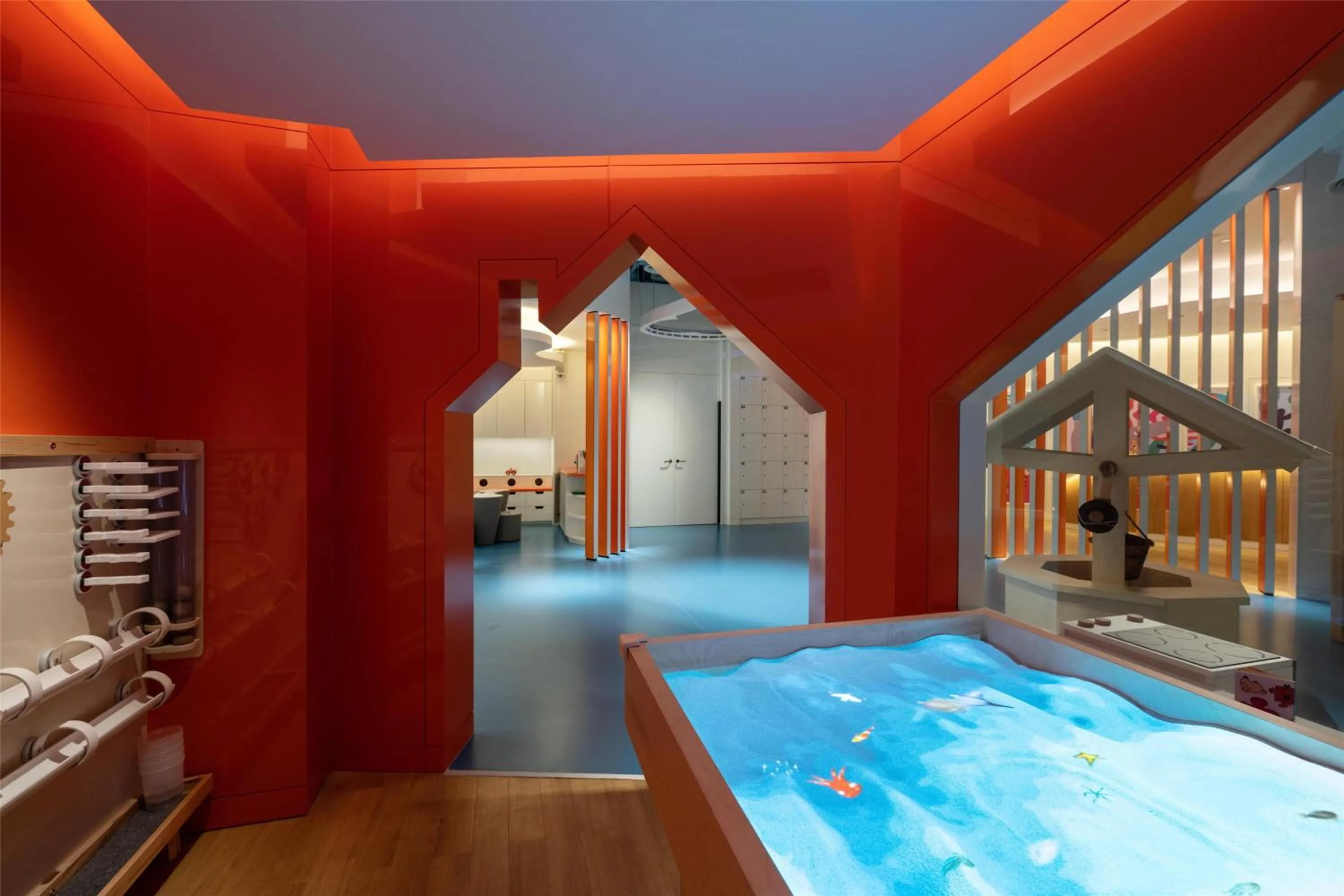 Property building, Bed in Atlantis The Royal