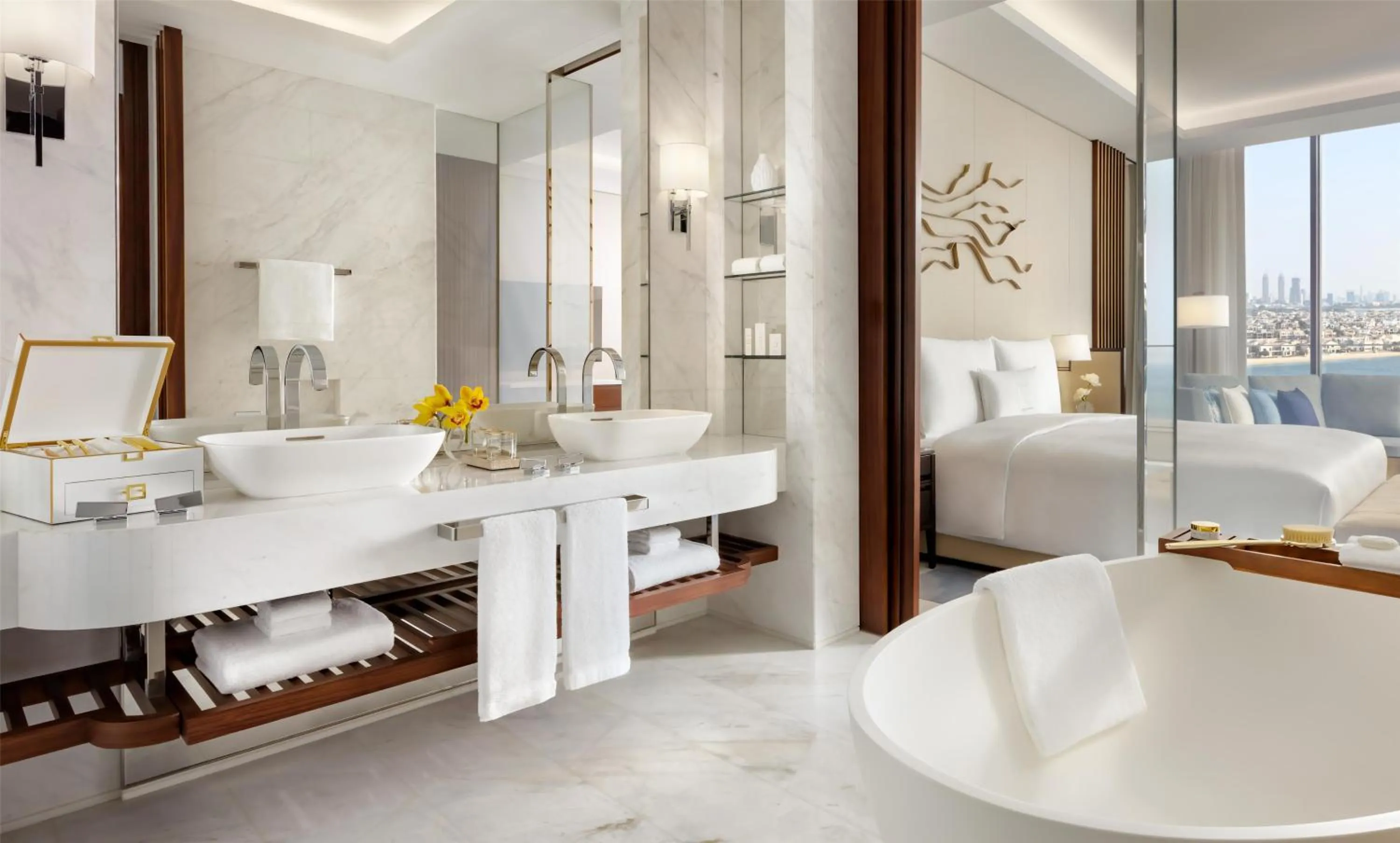 Bathroom in Atlantis The Royal