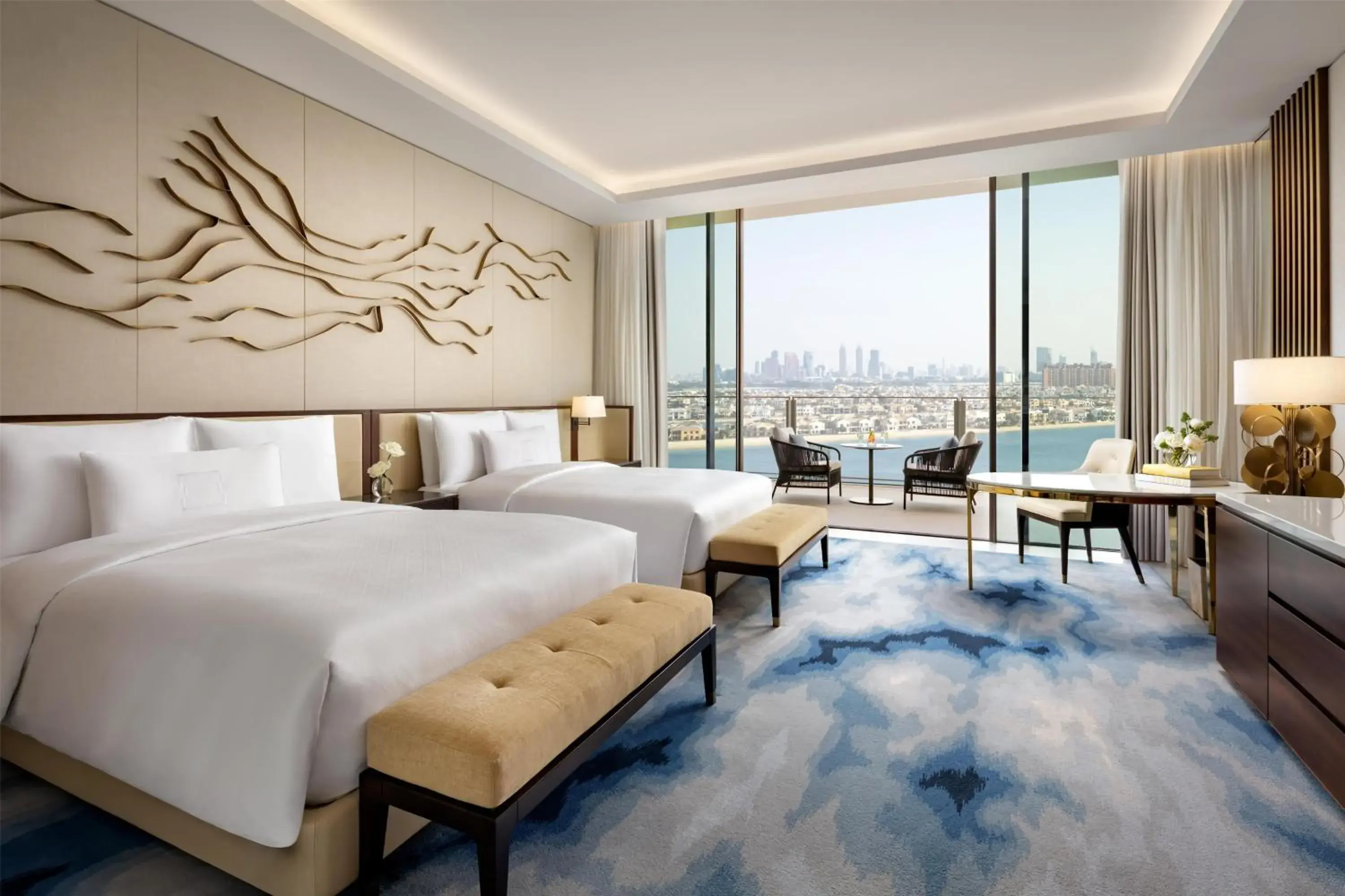 Family Room - Palm View in Atlantis The Royal Family Room - Palm View in Atlantis The Royal