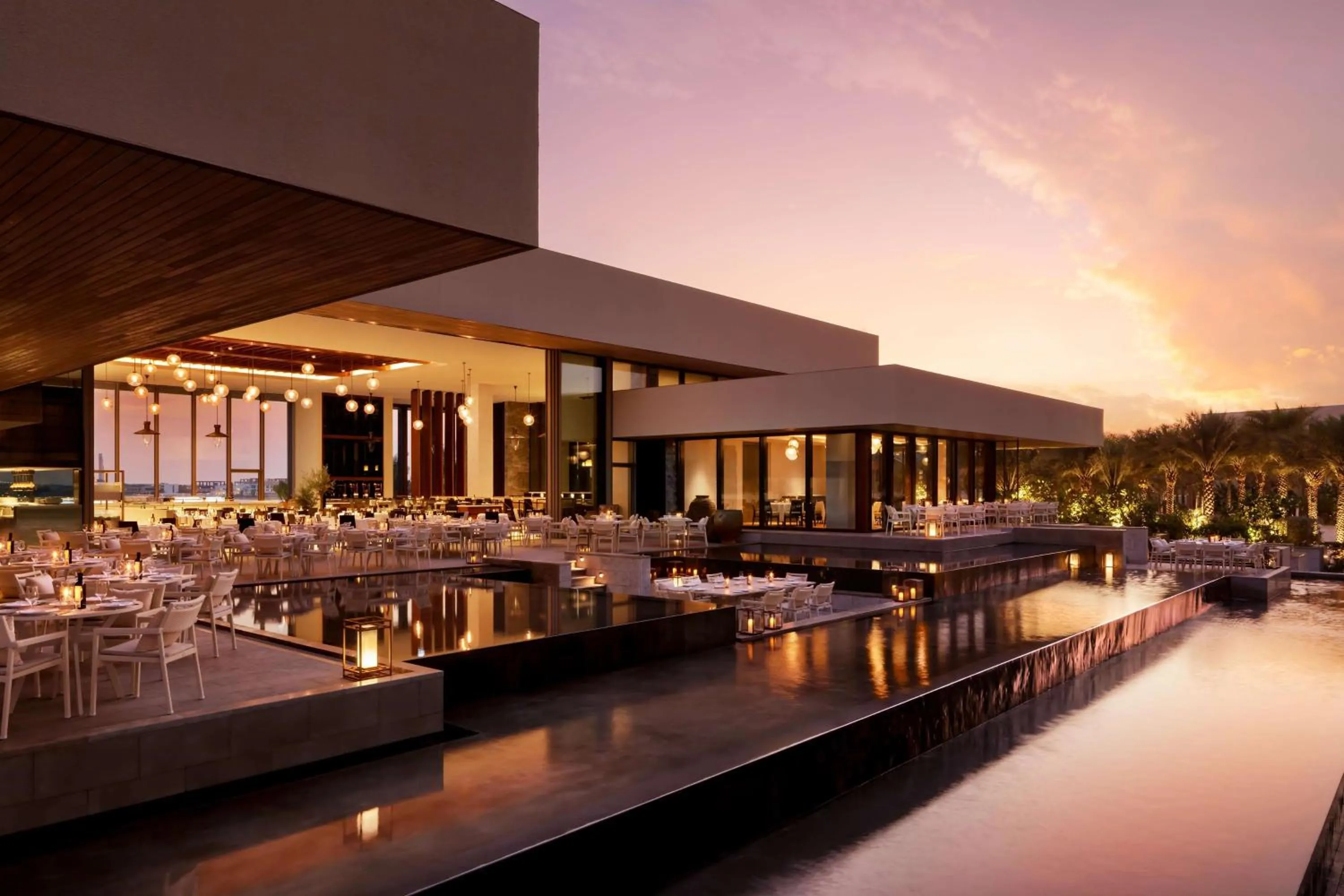 Restaurant/places to eat in Atlantis The Royal