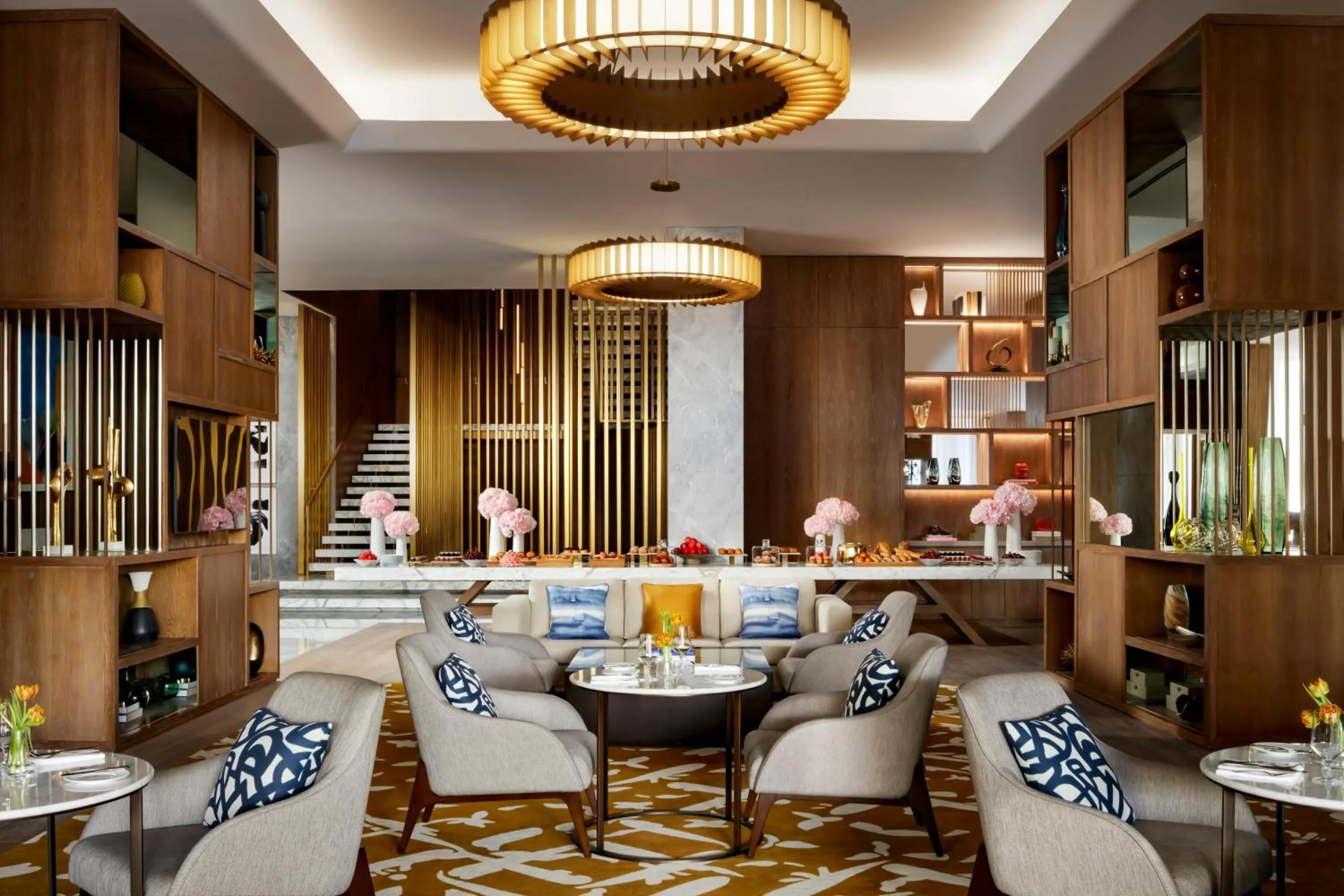 Restaurant/places to eat in Atlantis The Royal