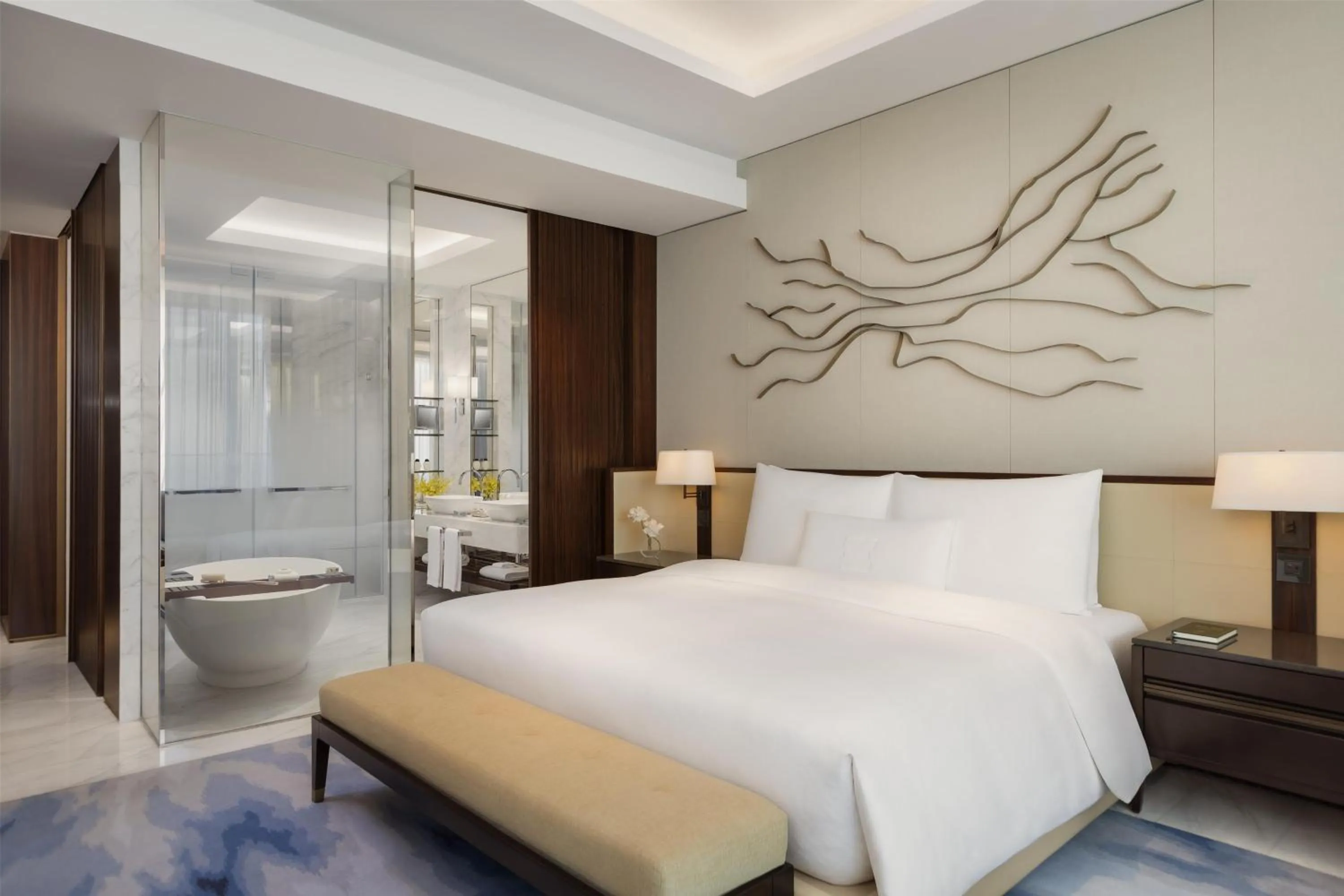 Photo of the whole room, Bed in Atlantis The Royal