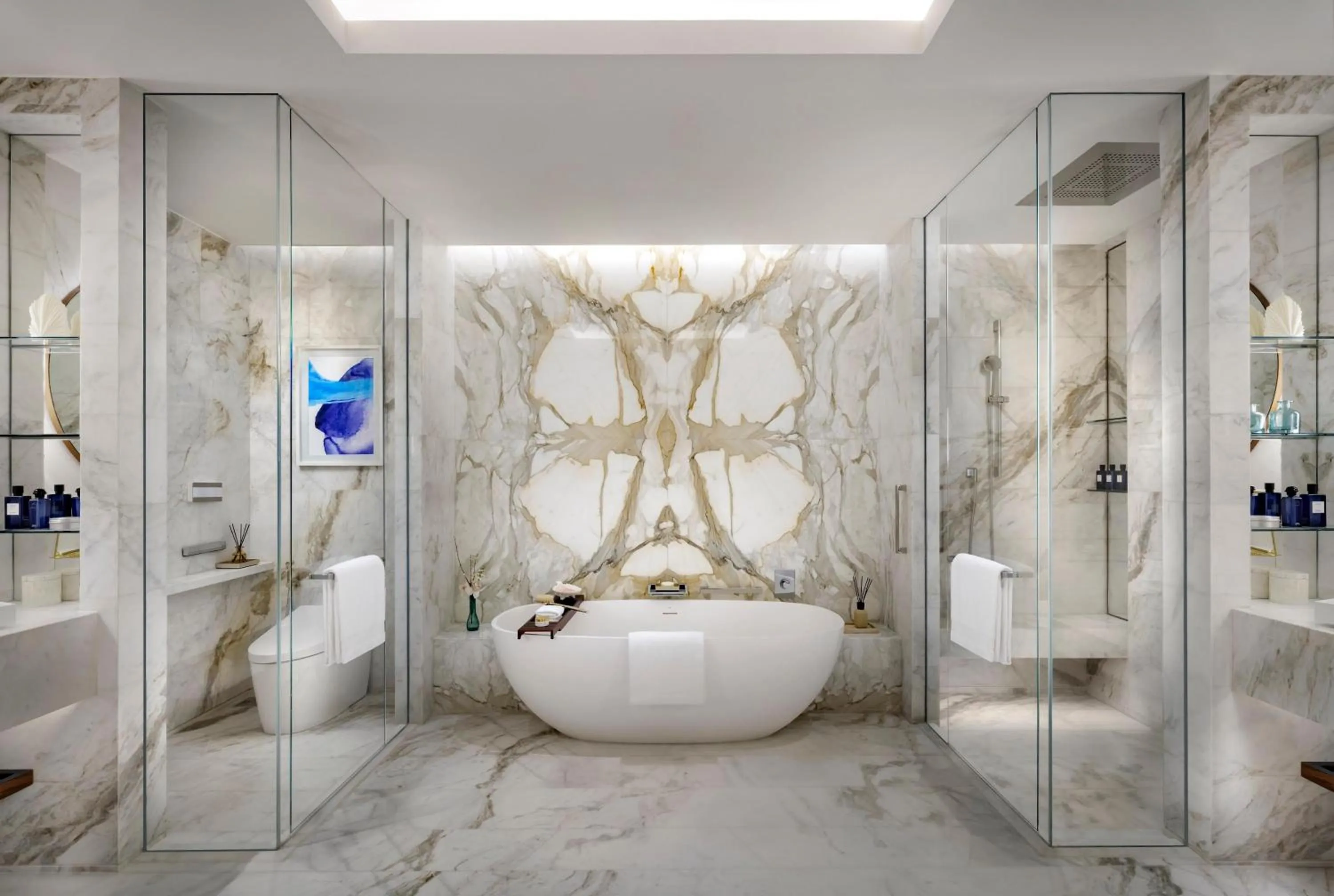 Bathroom in Atlantis The Royal