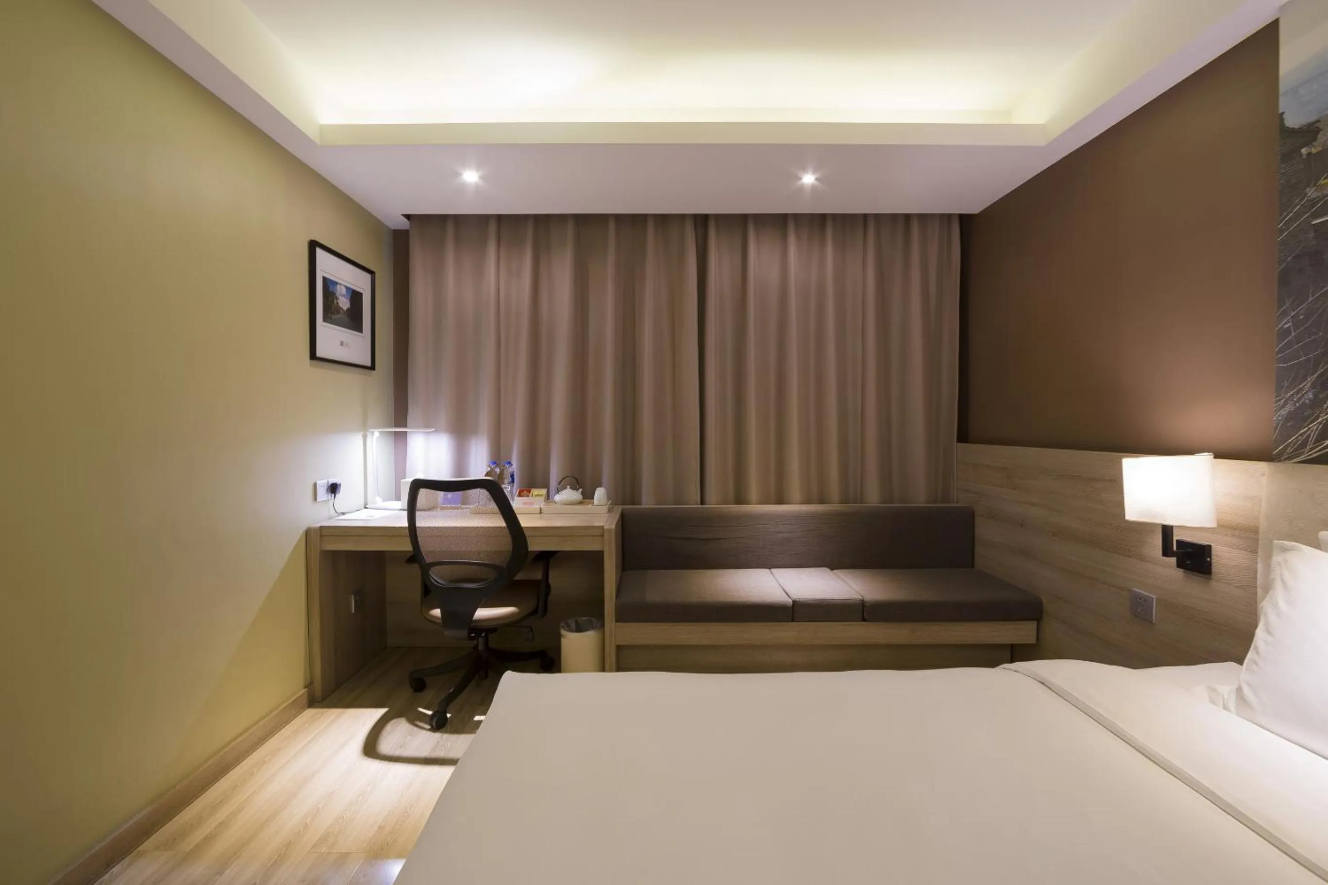 Bed in Atour Hotel (Taiyuan Zonggai Shifanqu)