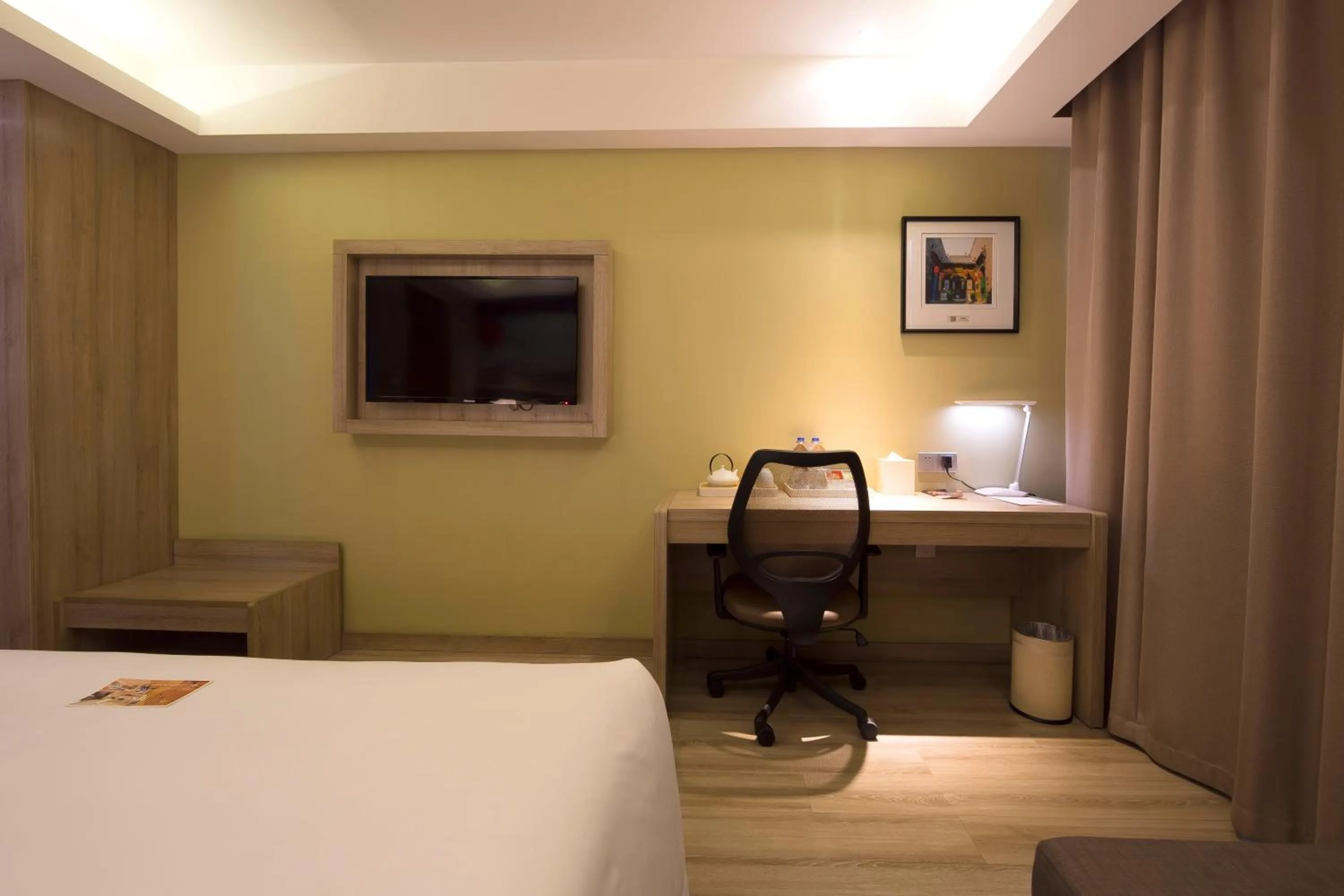 Bed in Atour Hotel (Taiyuan Zonggai Shifanqu)