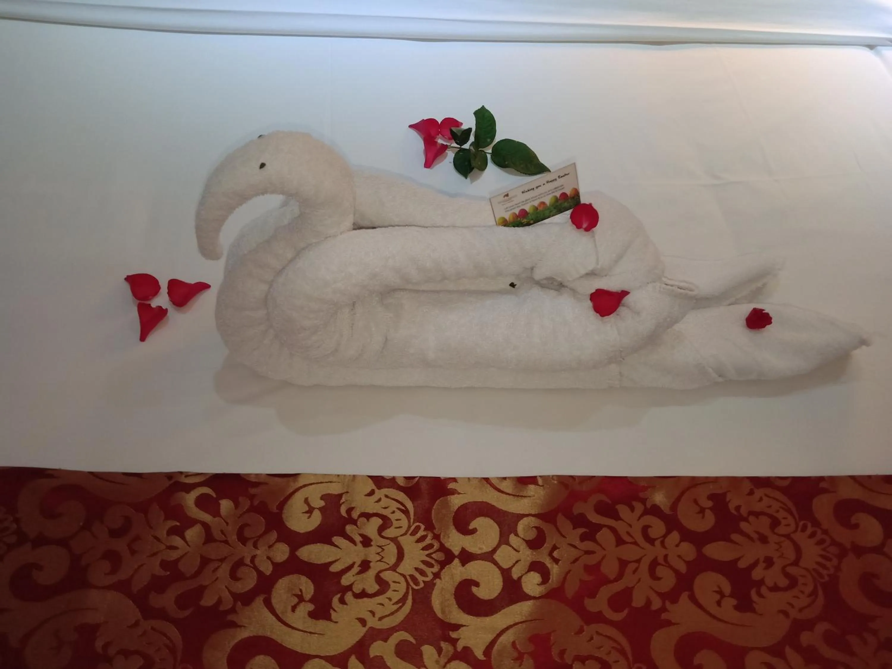 Bed in Falcon Heights Hotel