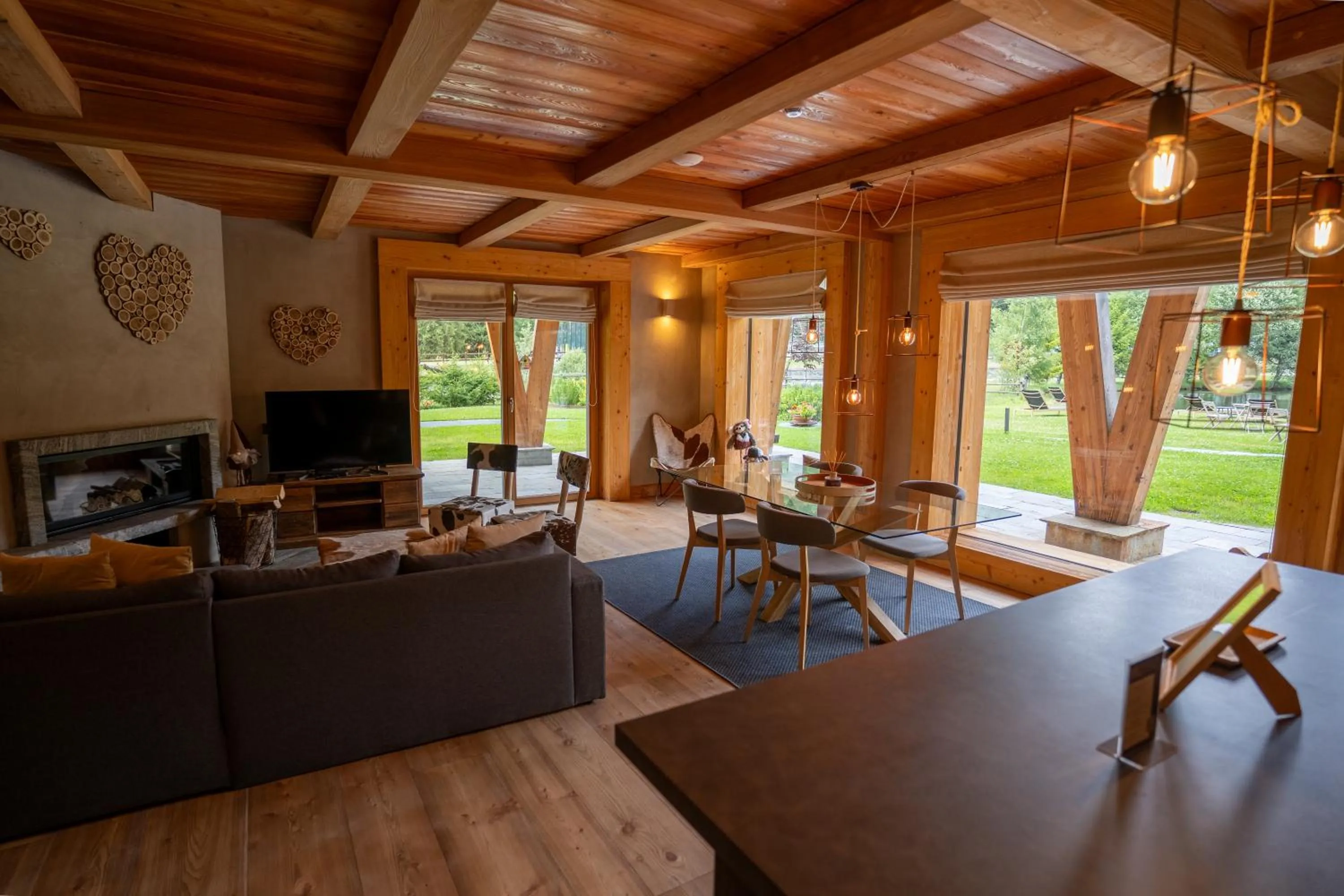 Living room in Au Charmant Petit Lac - Ecohotel Parc & Spa