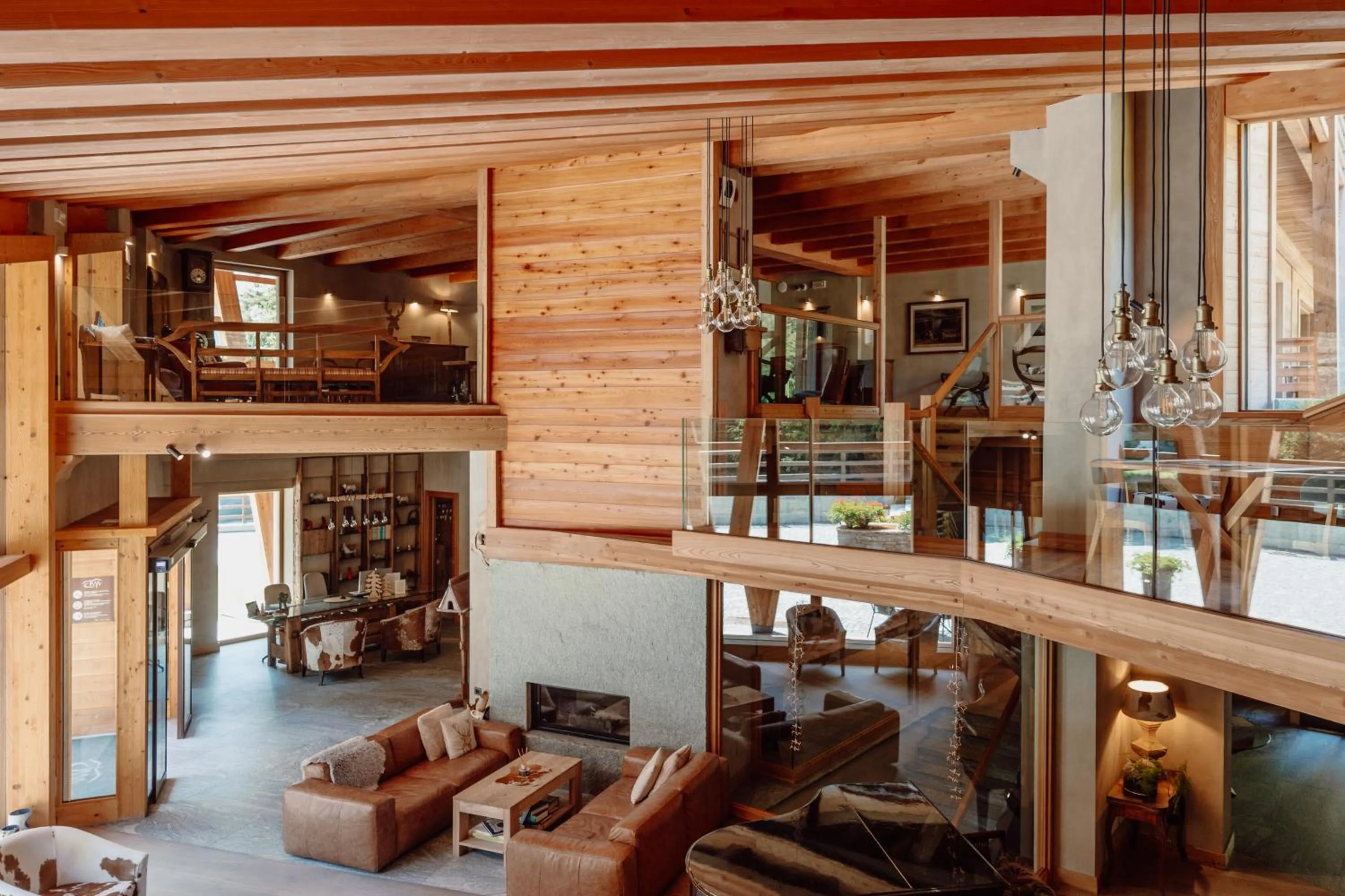 Lobby or reception in Au Charmant Petit Lac - Ecohotel Parc & Spa