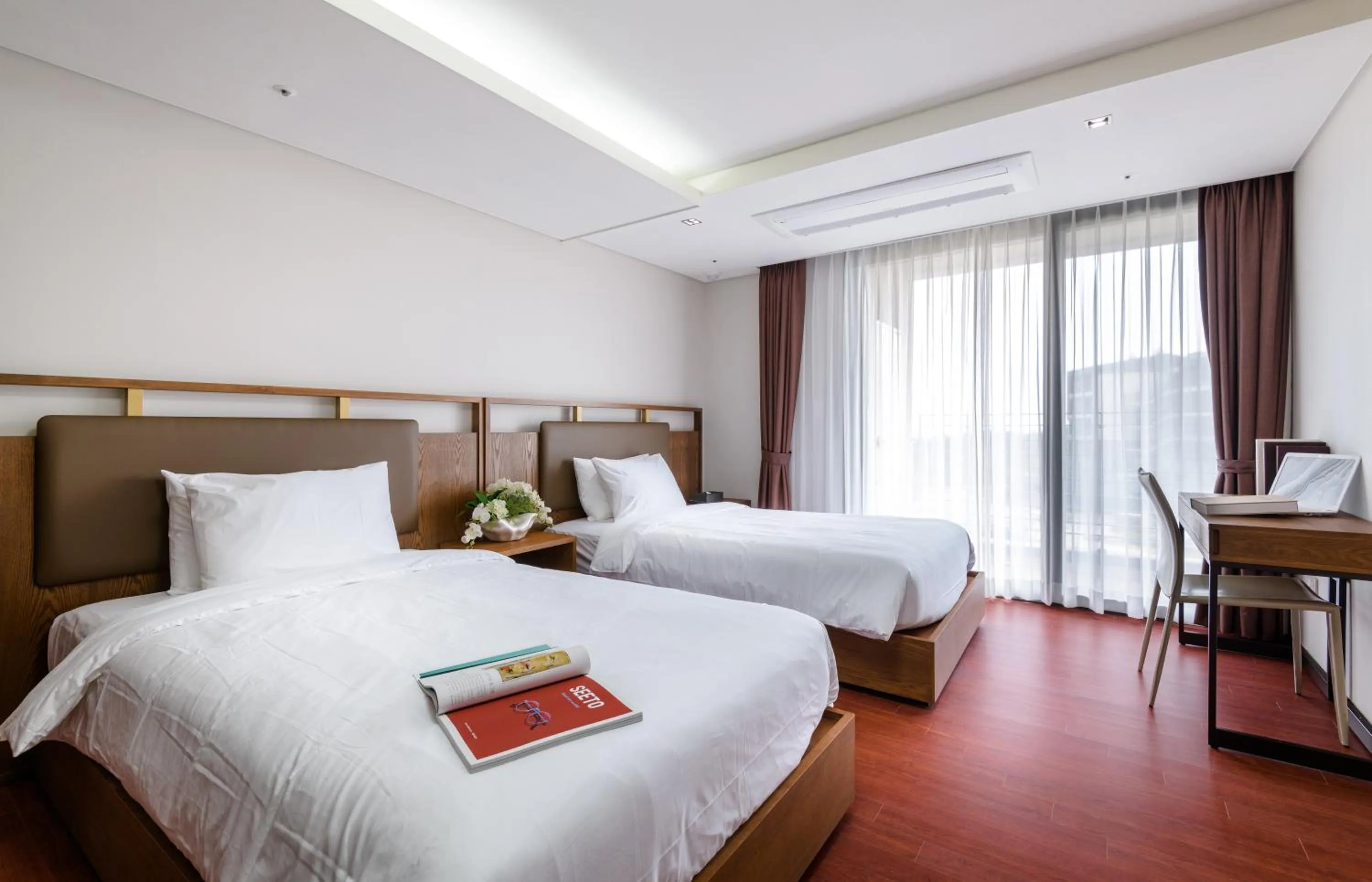 Bed in Seaside Arden