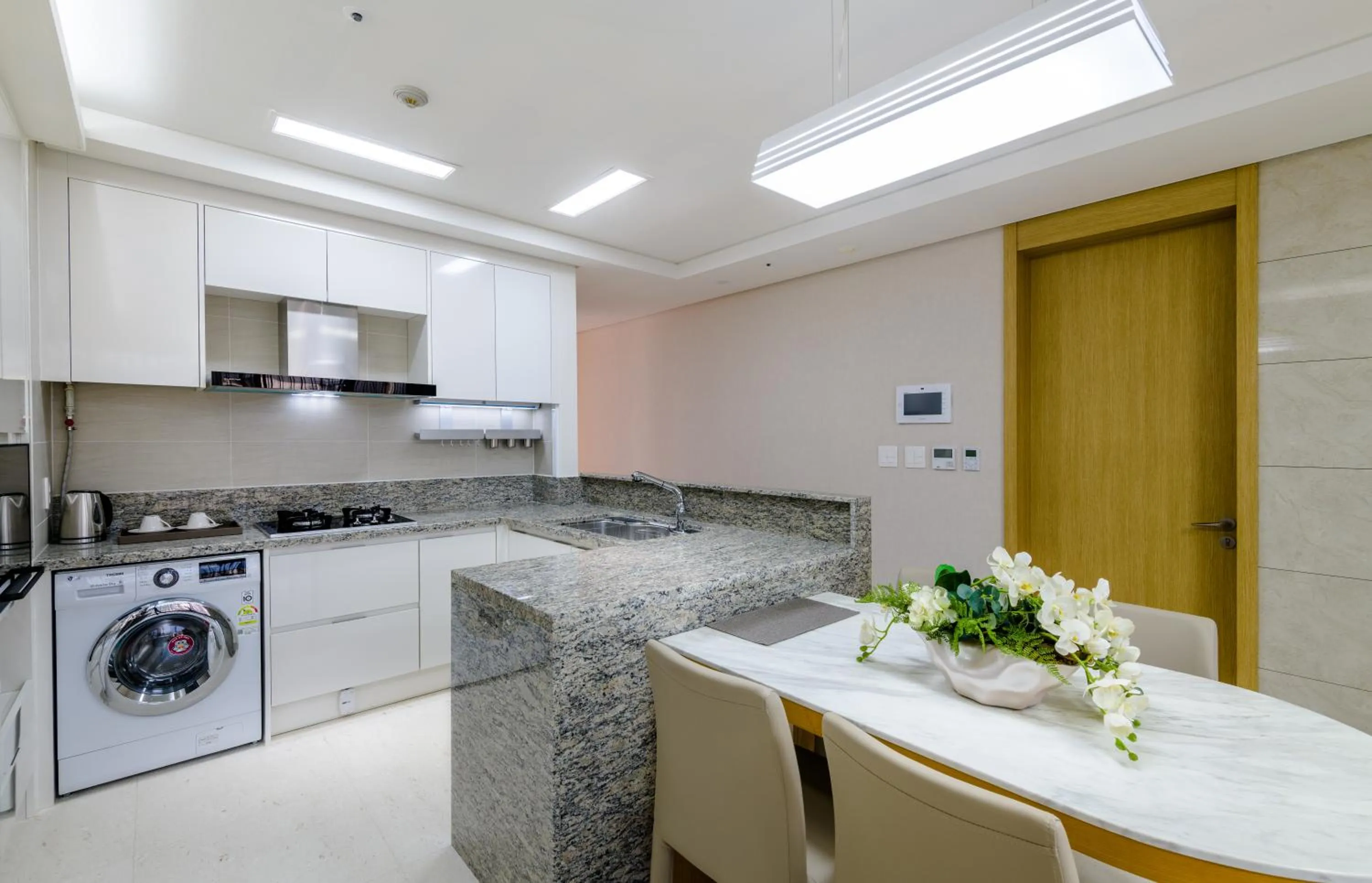 Dining area in Seaside Arden