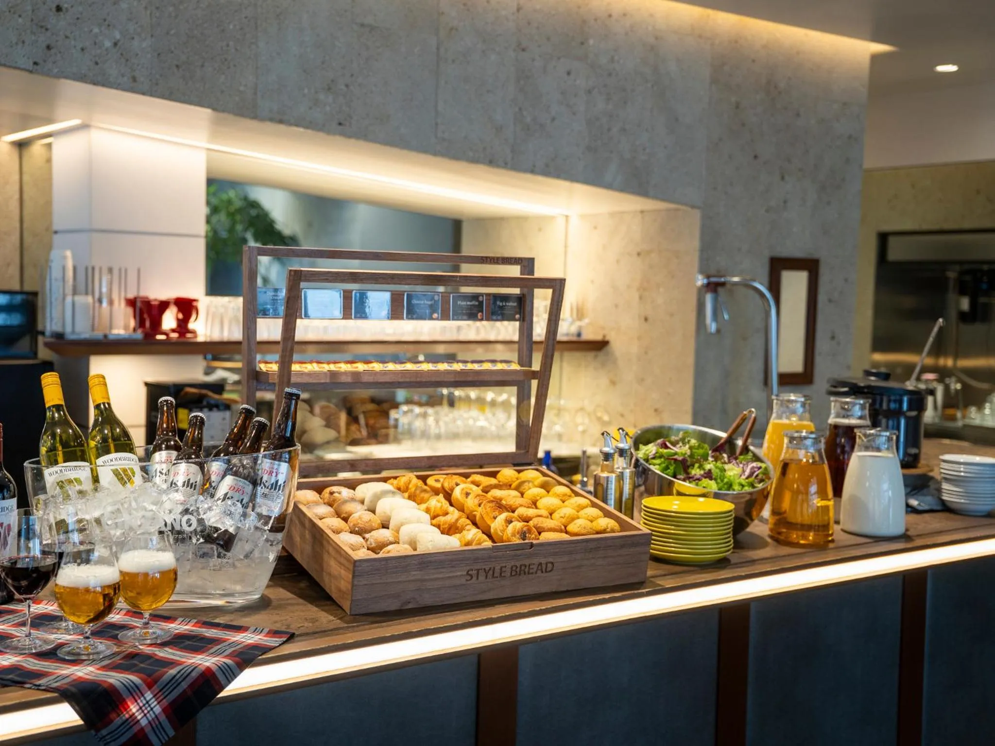 Restaurant/places to eat in The LIVELY TOKYO AZABUJUBAN