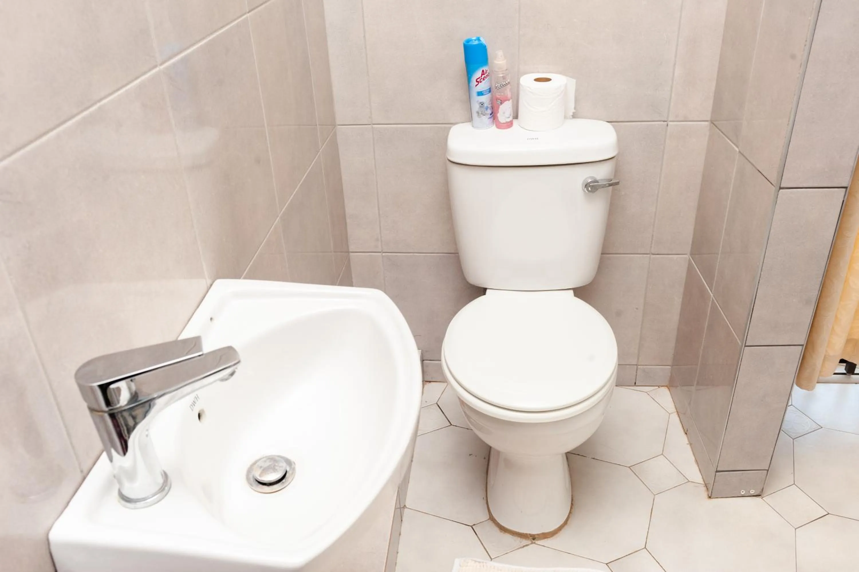 Bathroom in Nkosazana Guest House