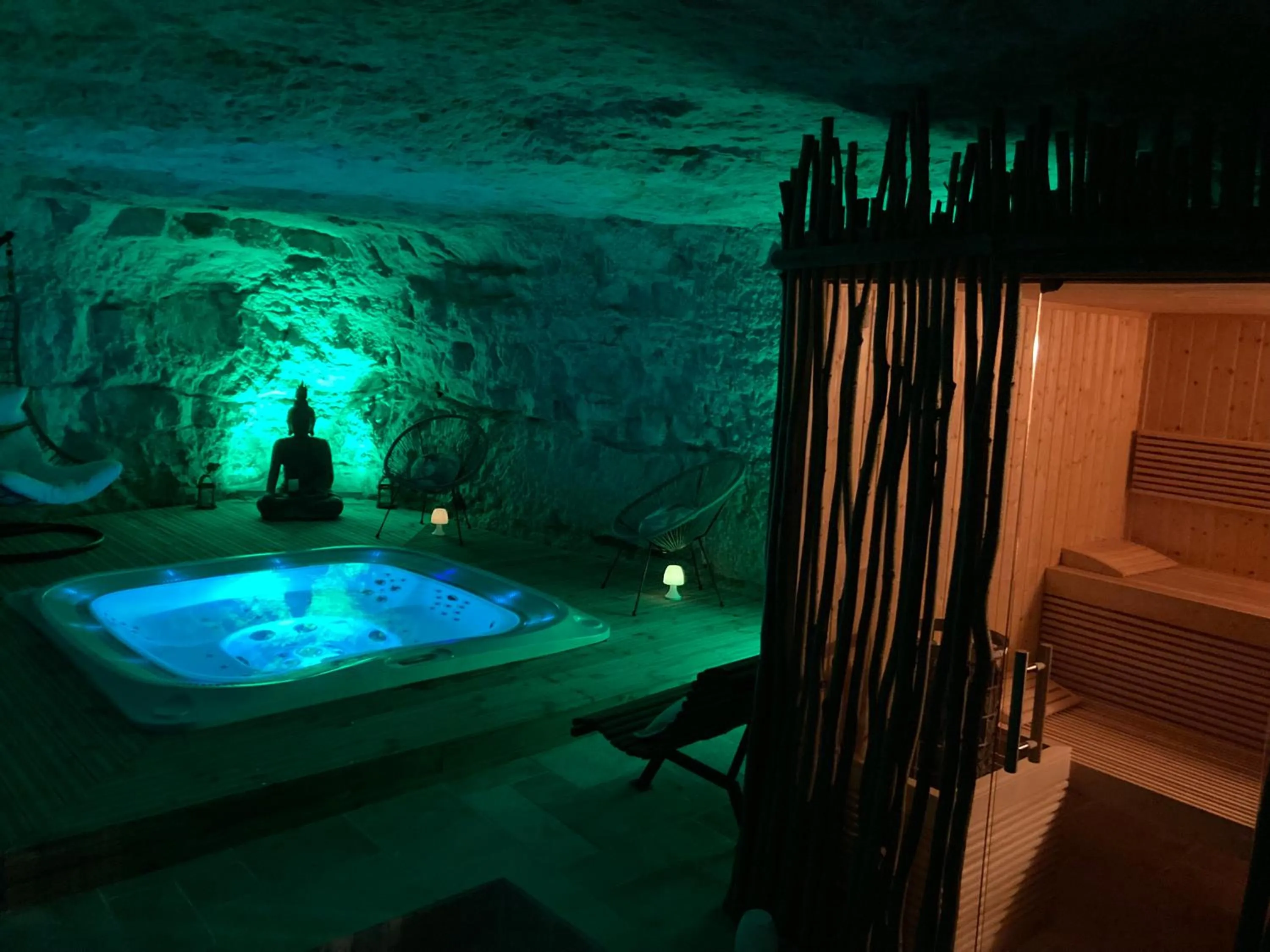 Spa and wellness centre/facilities in Le Chateau de la Barre