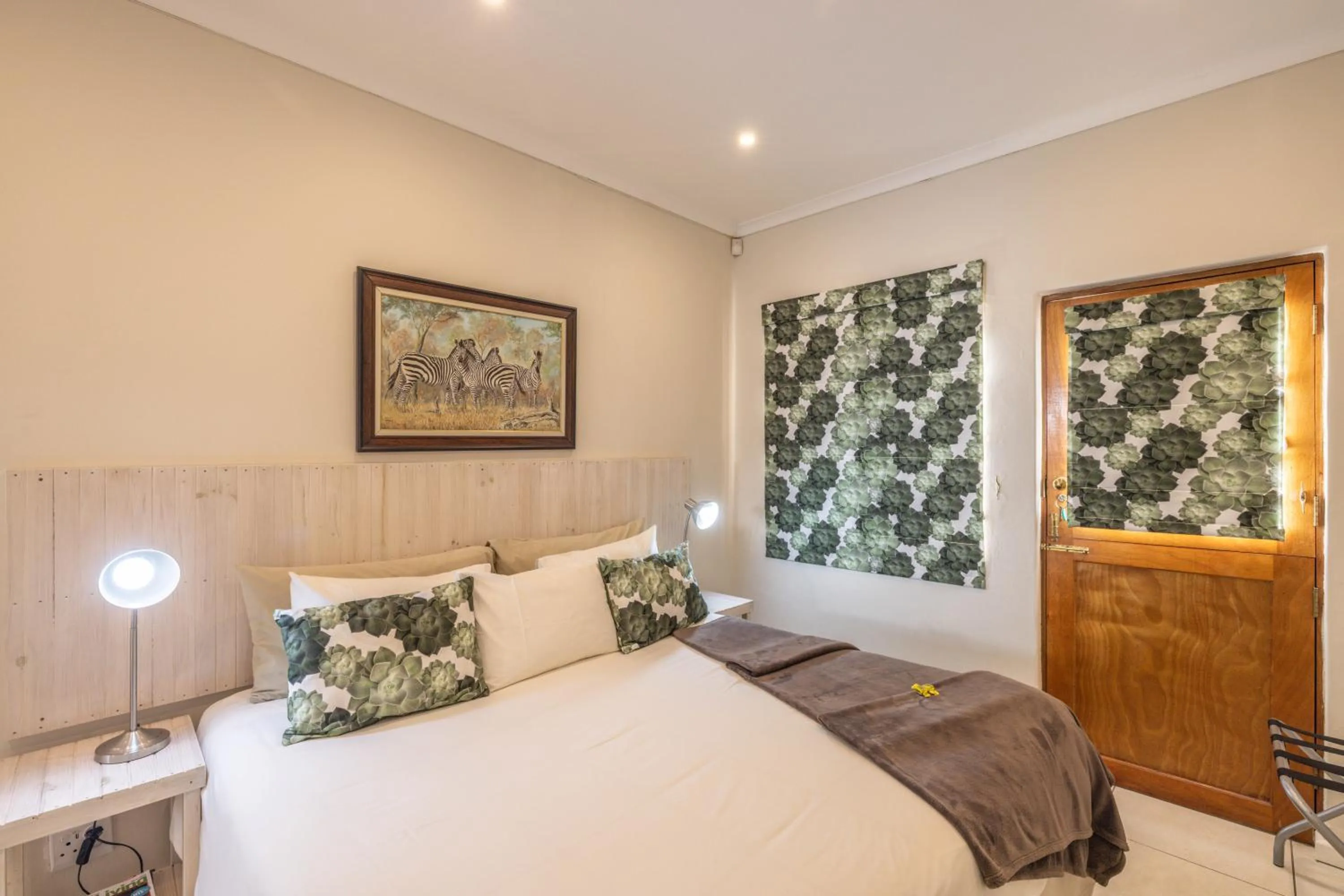 Photo of the whole room, Bed in Lanherne Guest House Bed & Breakfast