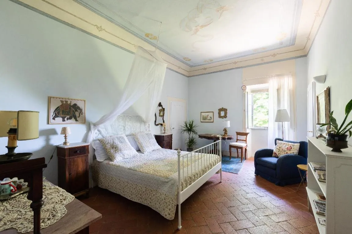 Bed in Villa il Rossignolo
