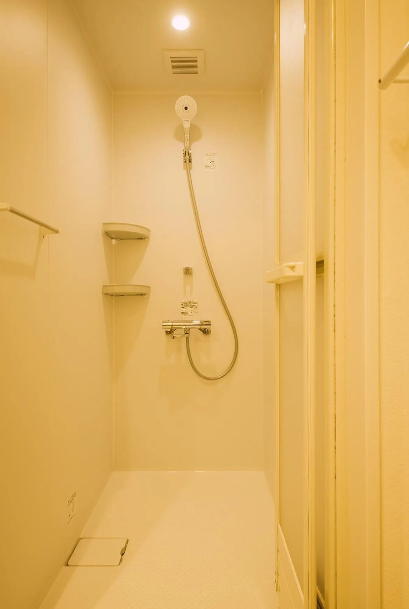 Shower in Seacruise House Navio