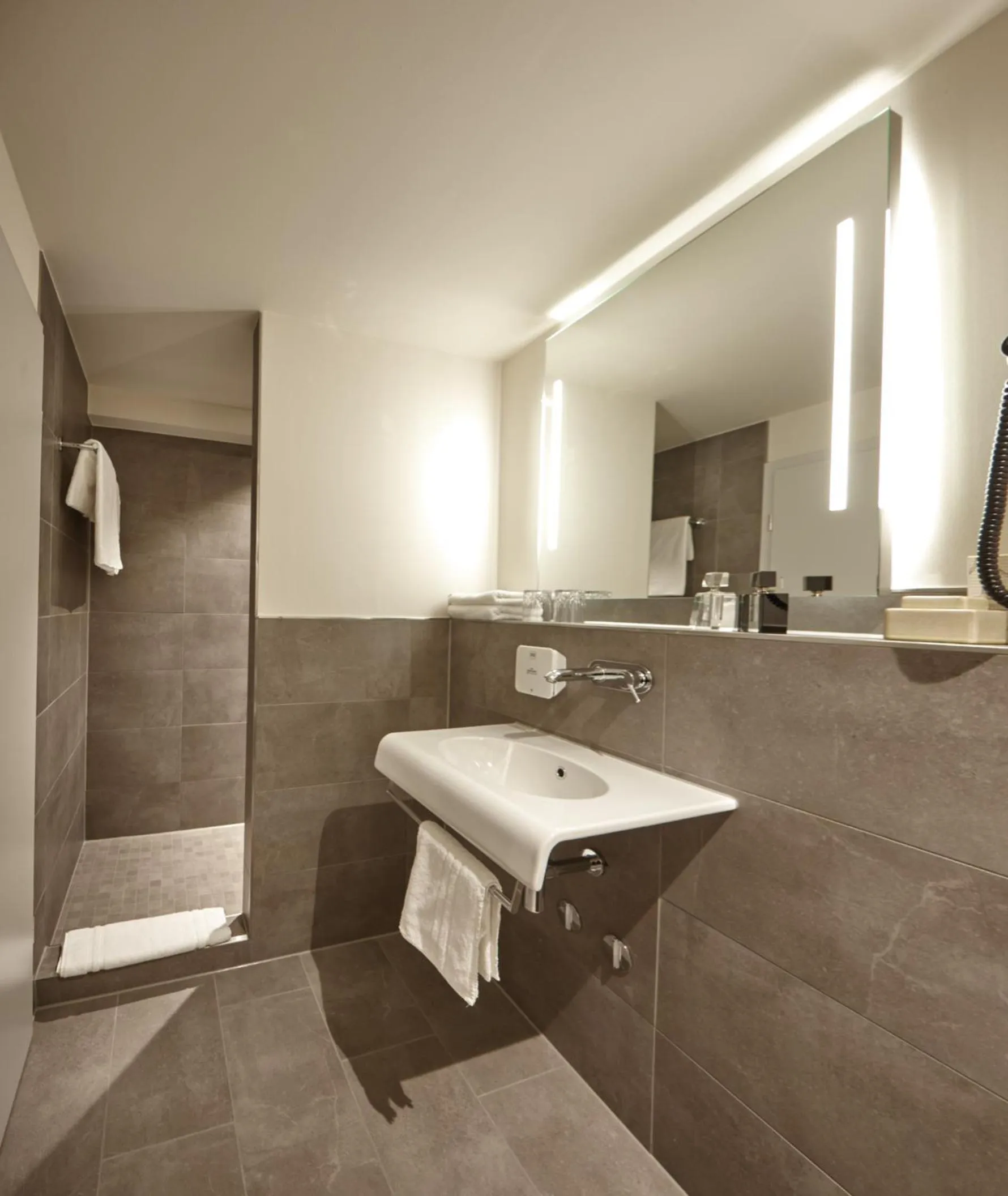 Bathroom in Just Eleven