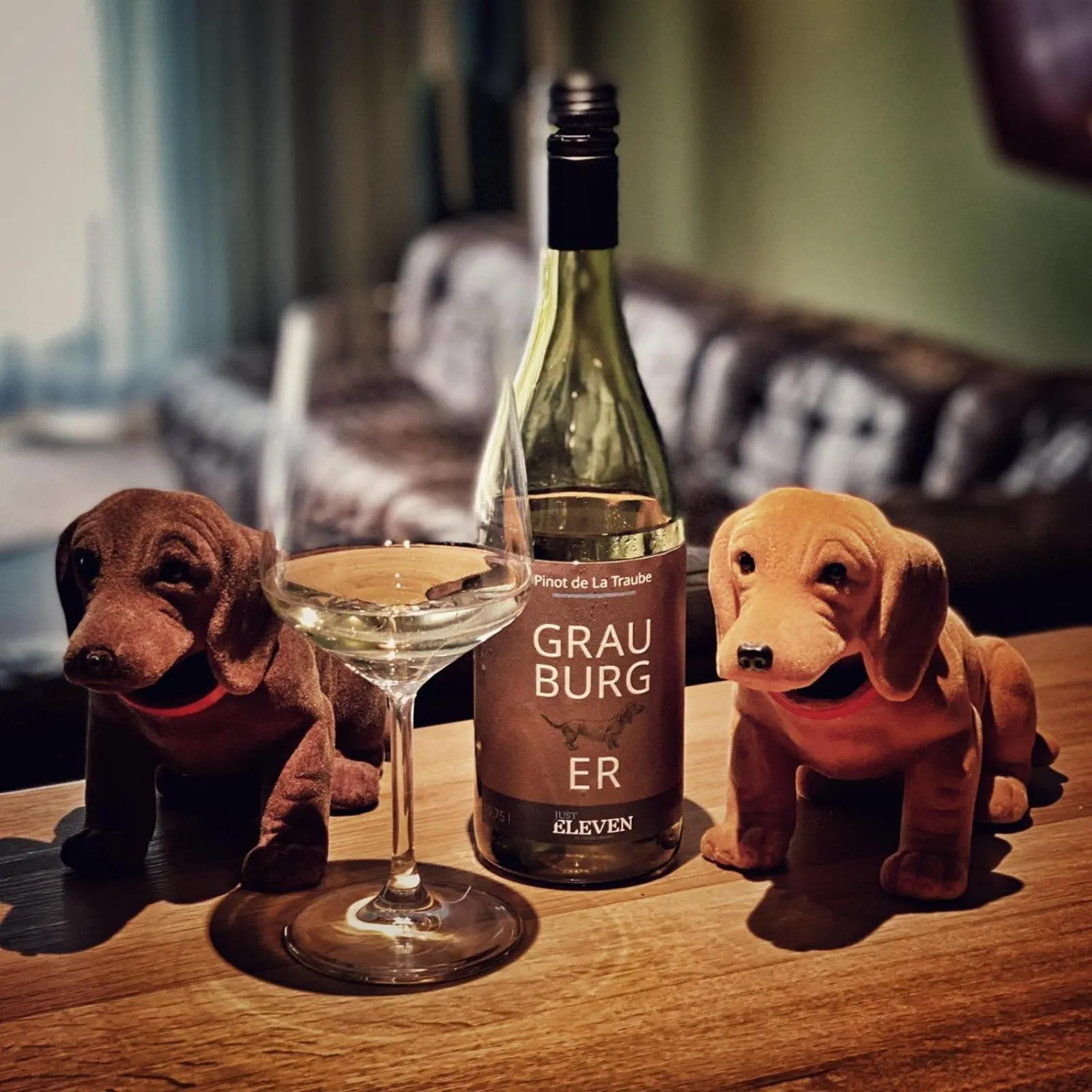 Restaurant/places to eat in Just Eleven