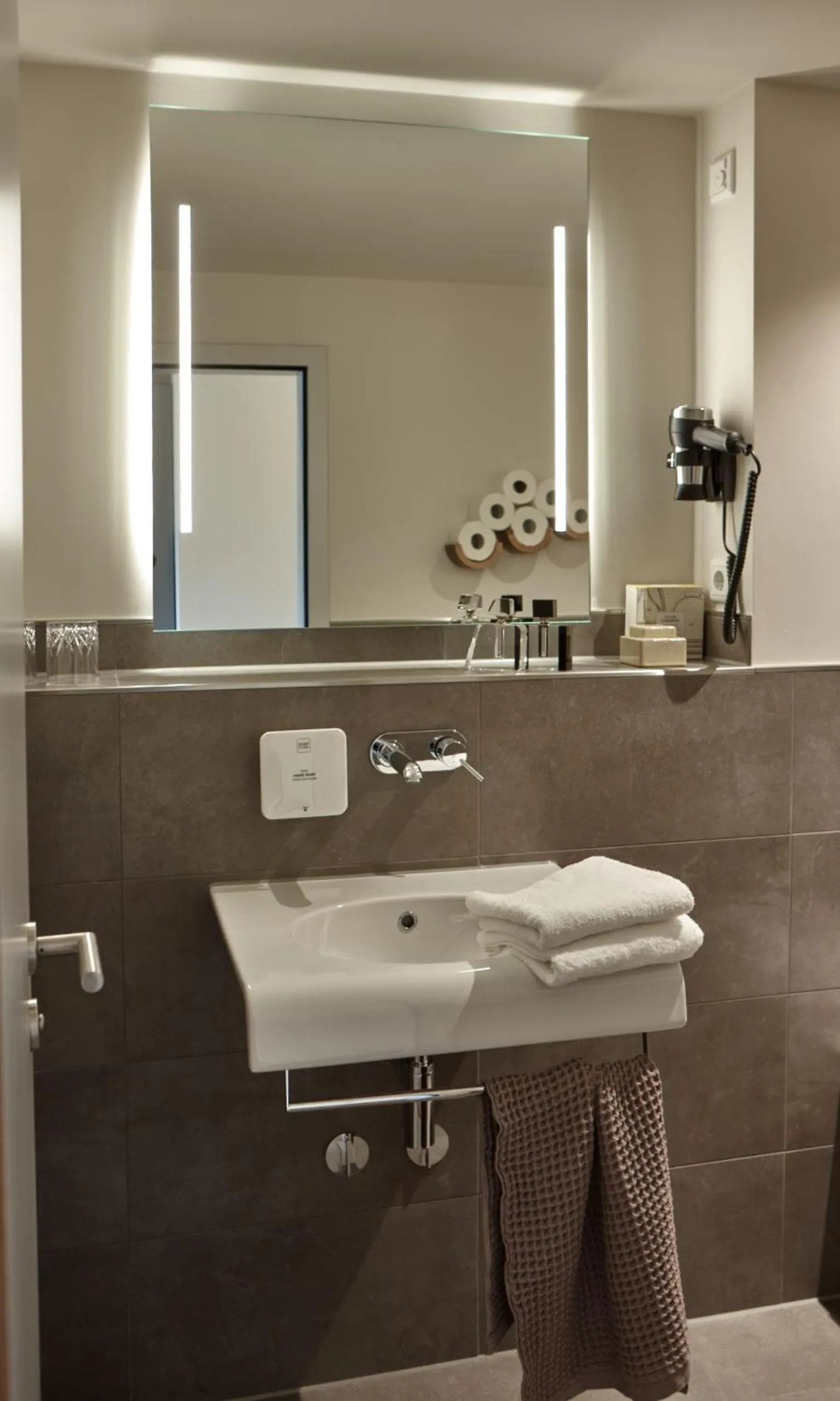 Bathroom in Just Eleven