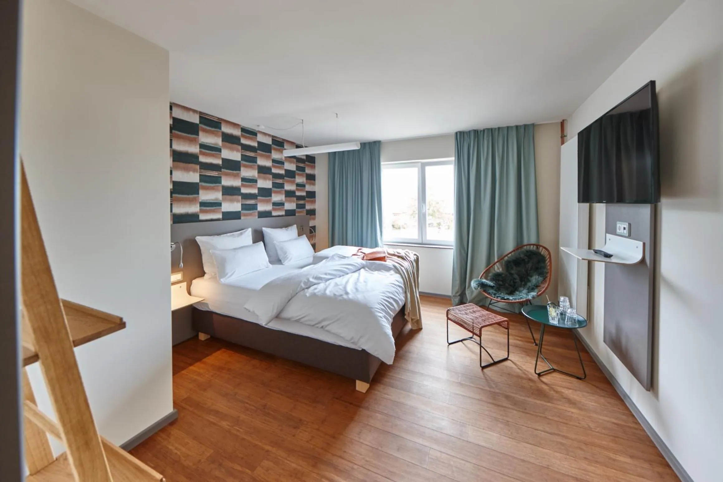 Photo of the whole room, Bed in Just Eleven