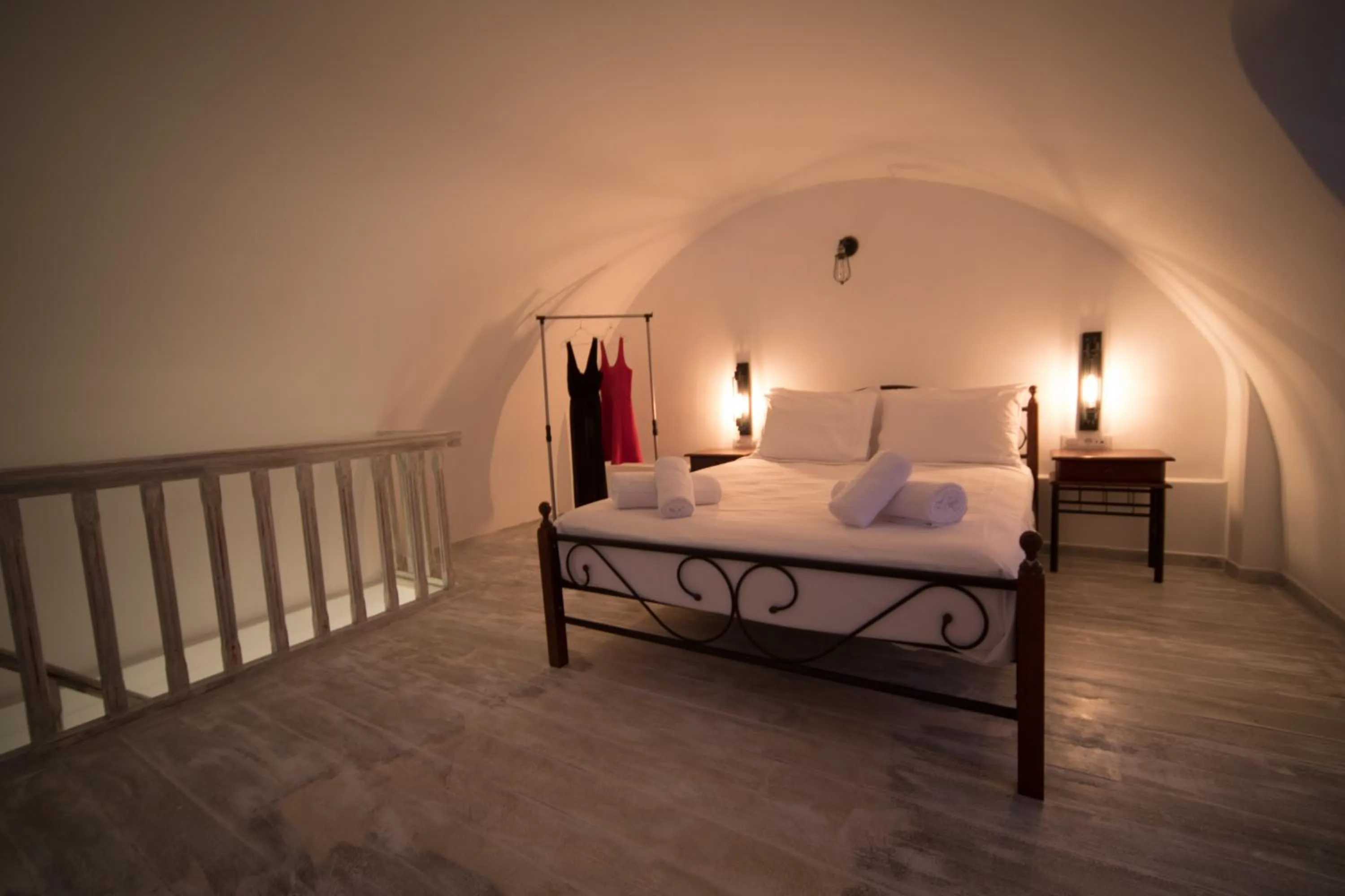 Bedroom, Bed in Villa Galaxy Santorini