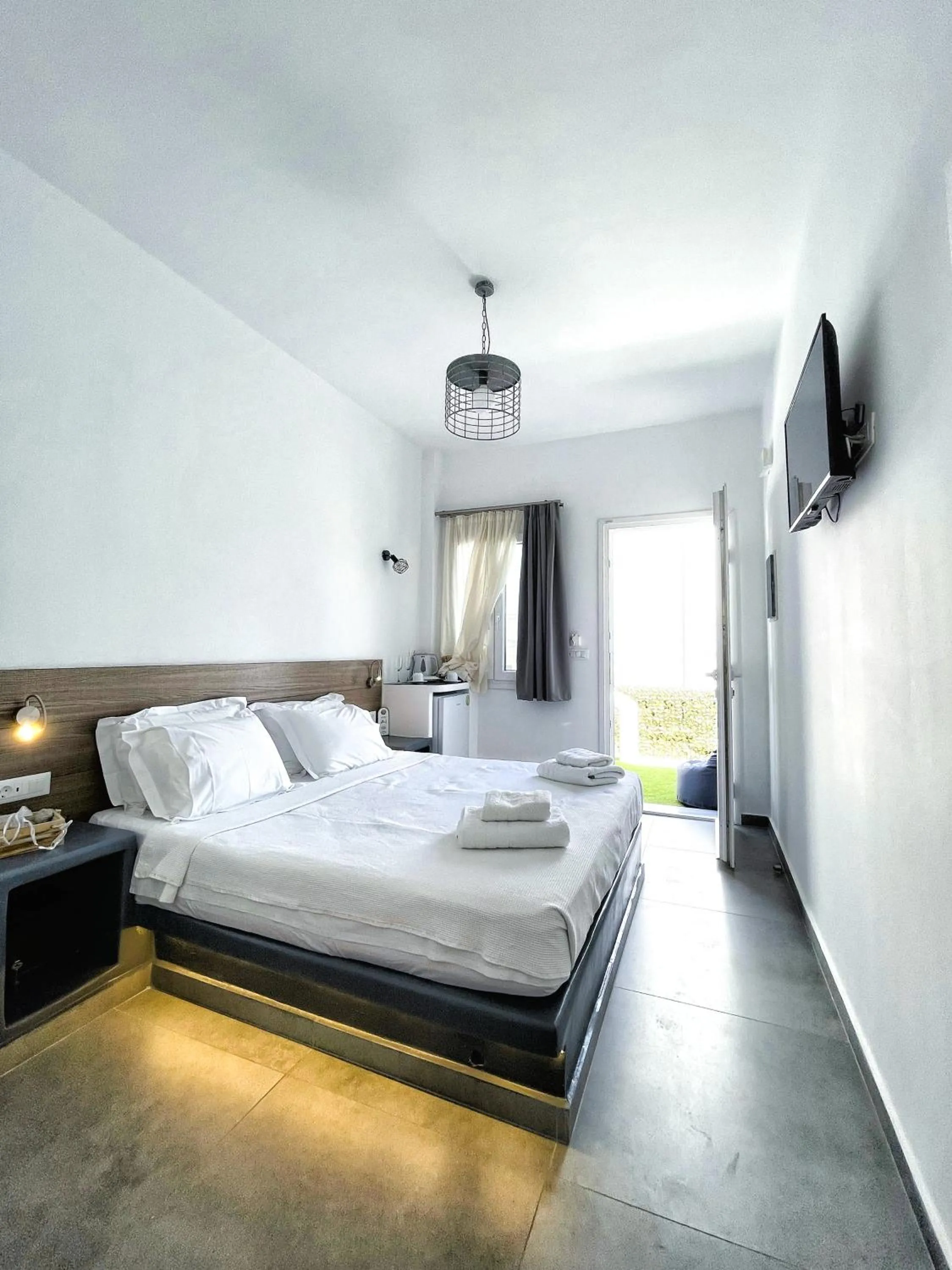 Property building, Bed in Villa Galaxy Santorini