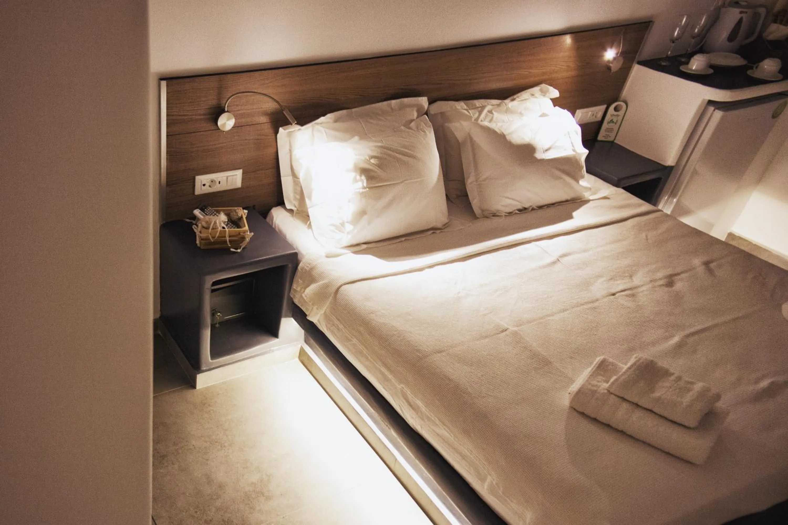 Bed in Villa Galaxy Santorini