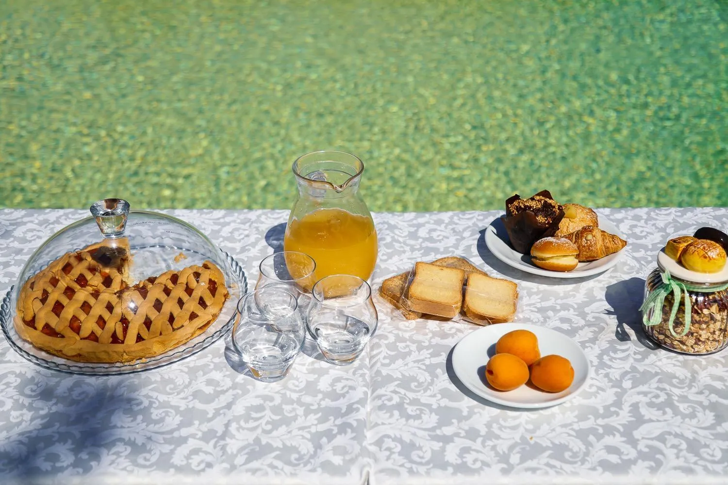 Food and drinks in Hotel Eden