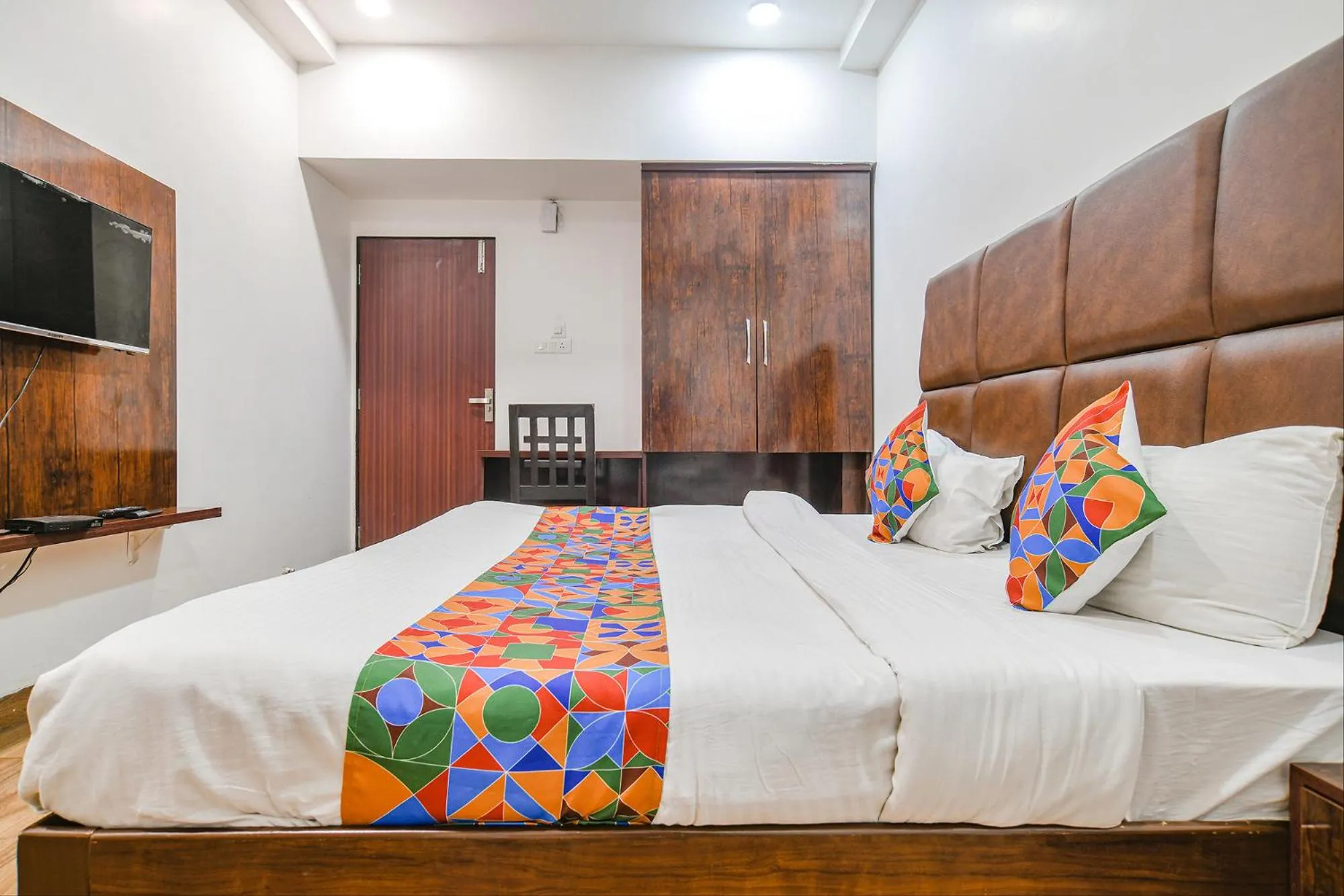 Bed in FabHotel S Pride