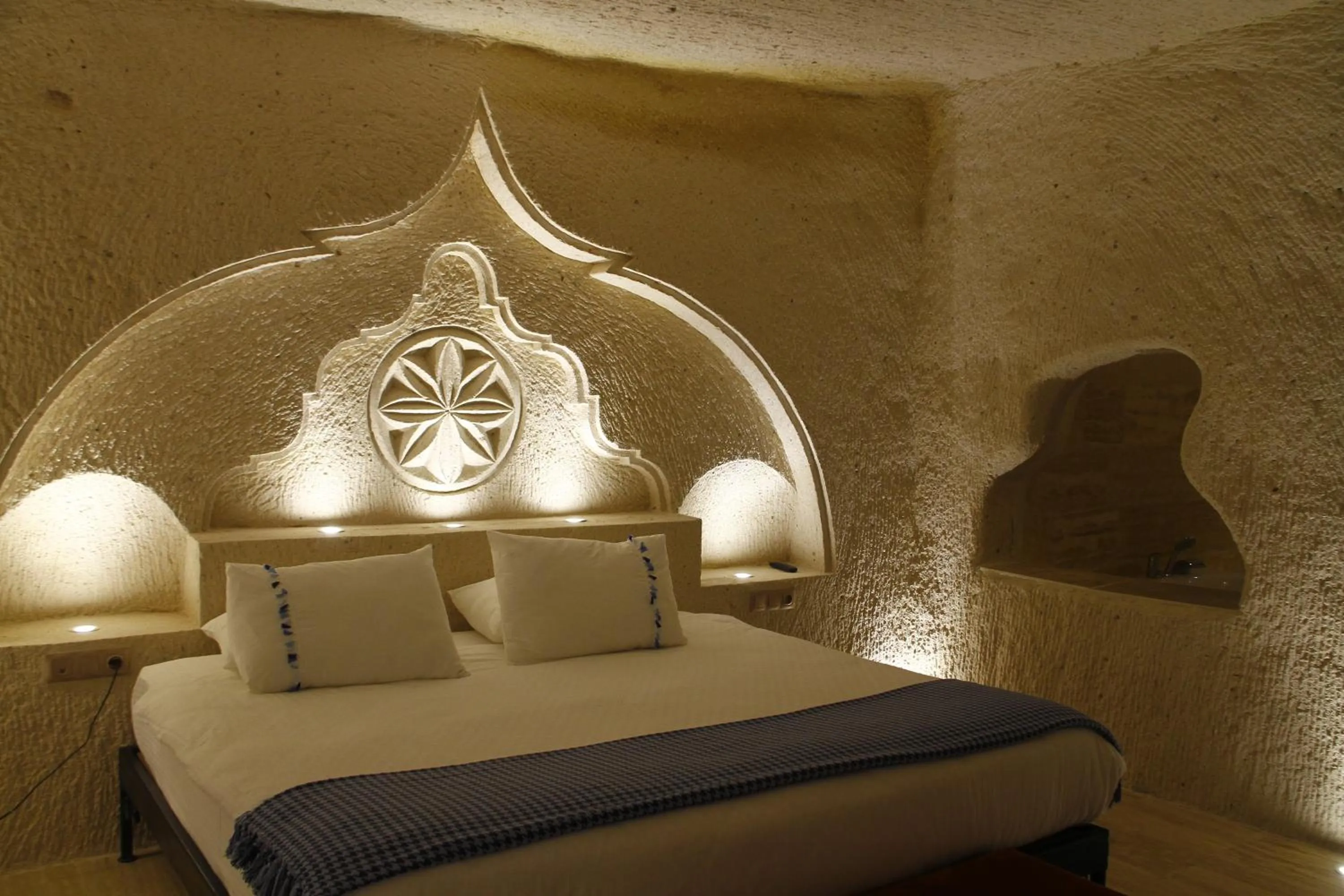 Steam room, Bed in Corner İn Cappadocia
