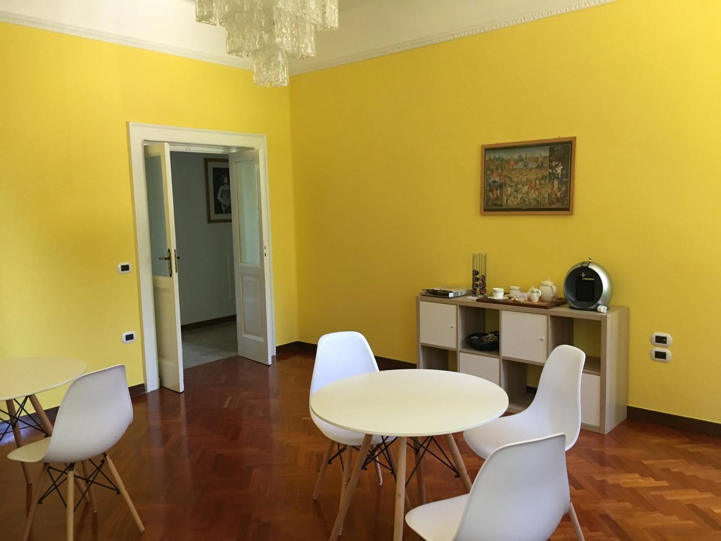 Communal lounge/ TV room in Villa GiaDa b&b