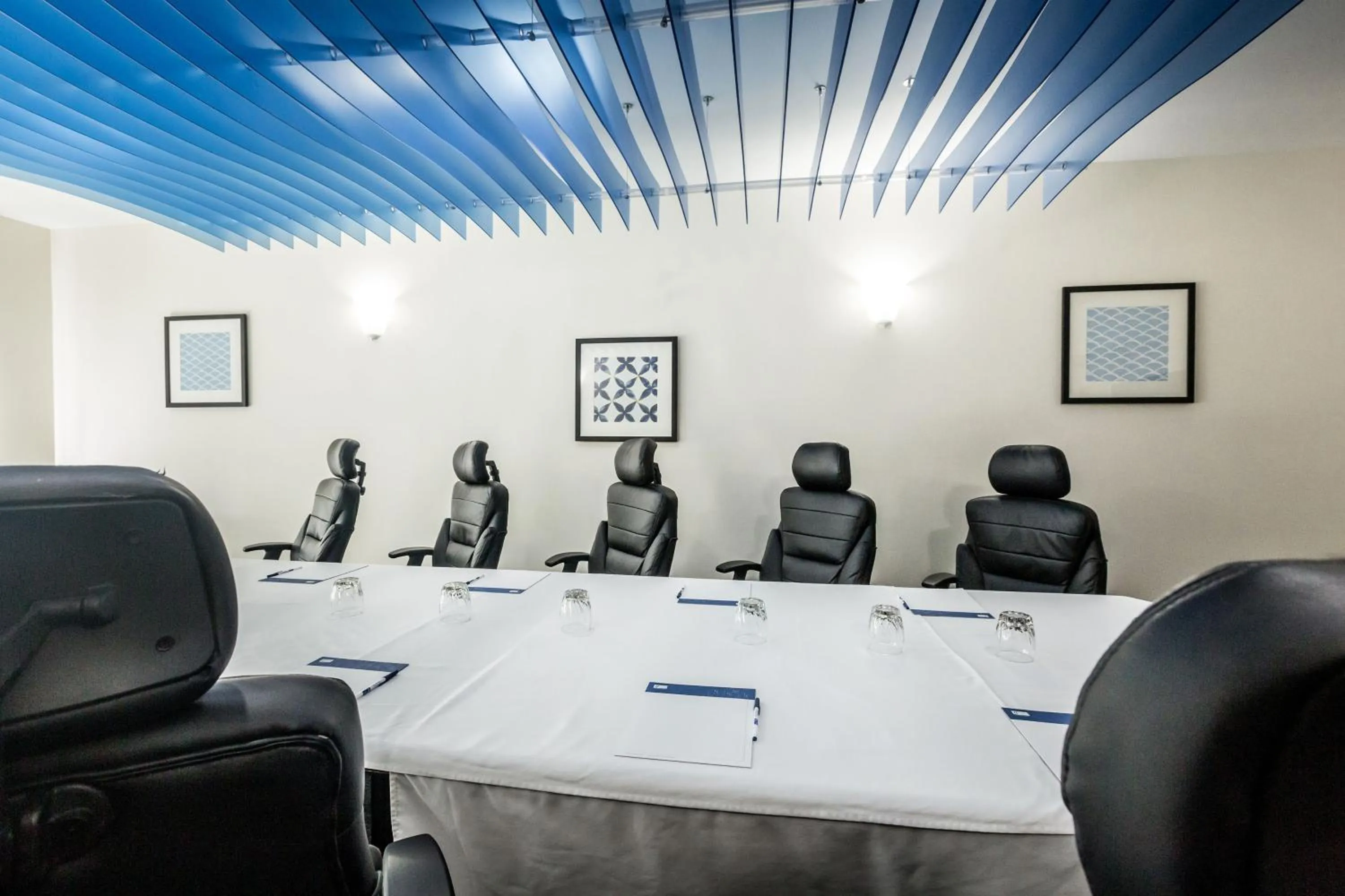 Holiday Inn Express & Suites-Regina-South by IHG