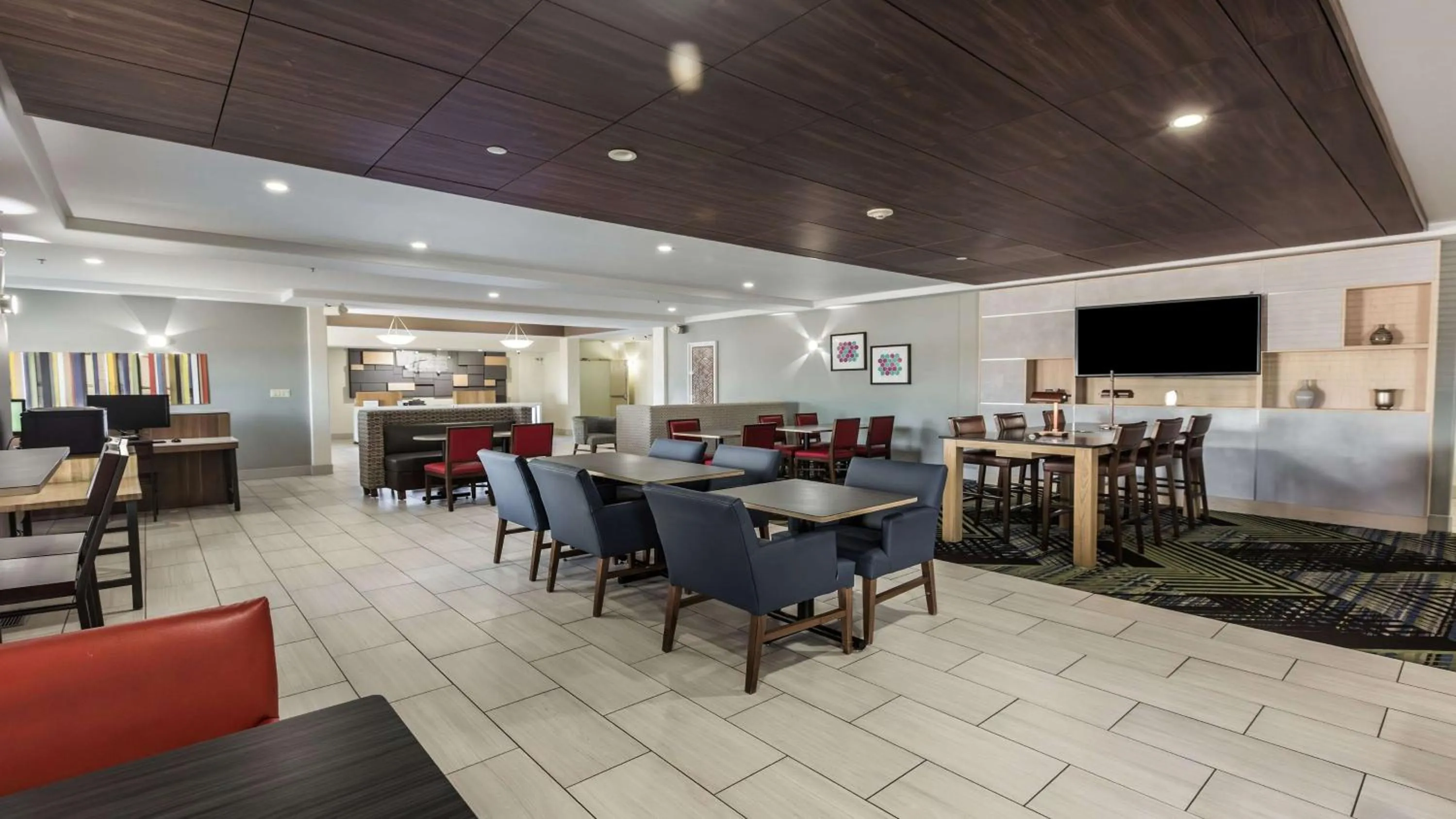 Breakfast in Holiday Inn Express & Suites-Regina-South by IHG