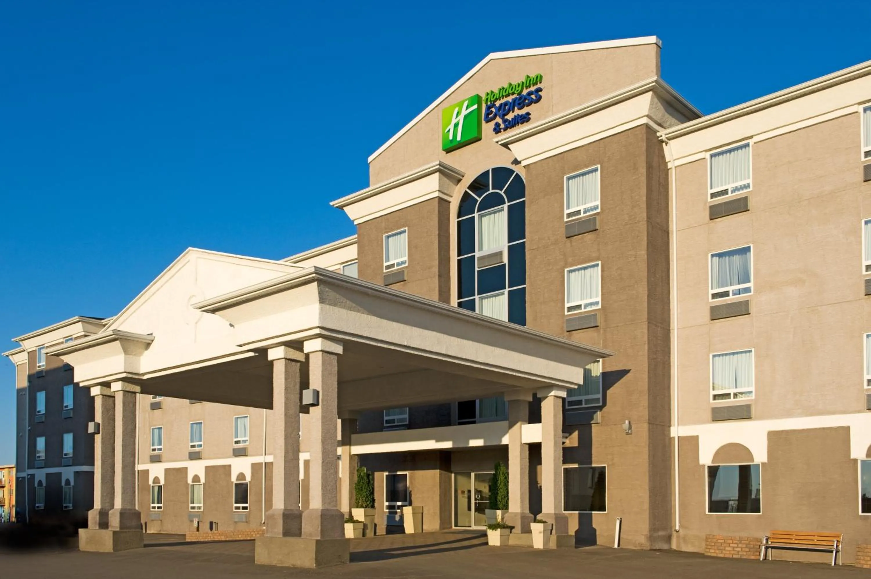 Property building in Holiday Inn Express & Suites-Regina-South by IHG